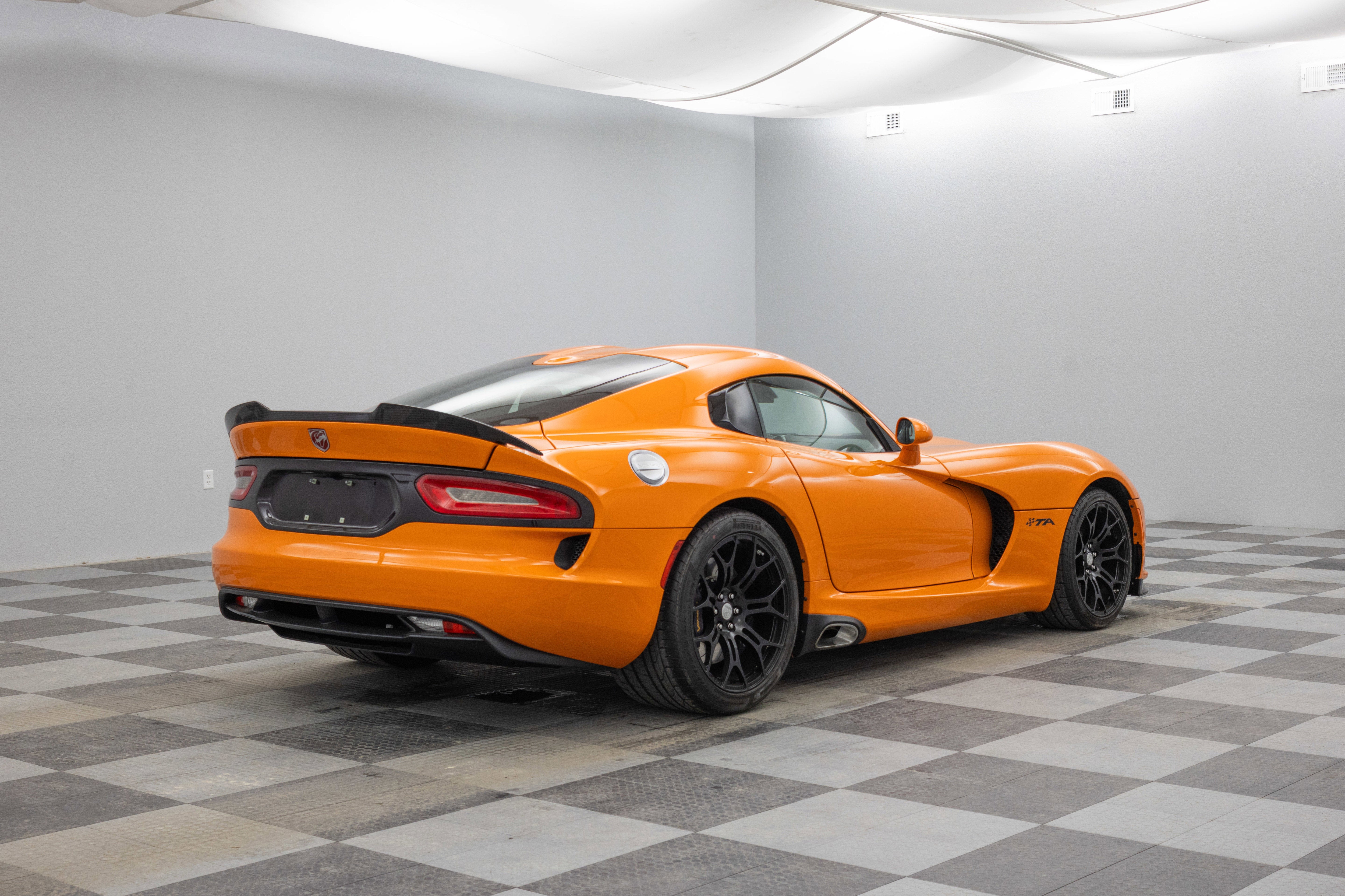 2014 Dodge Viper TA