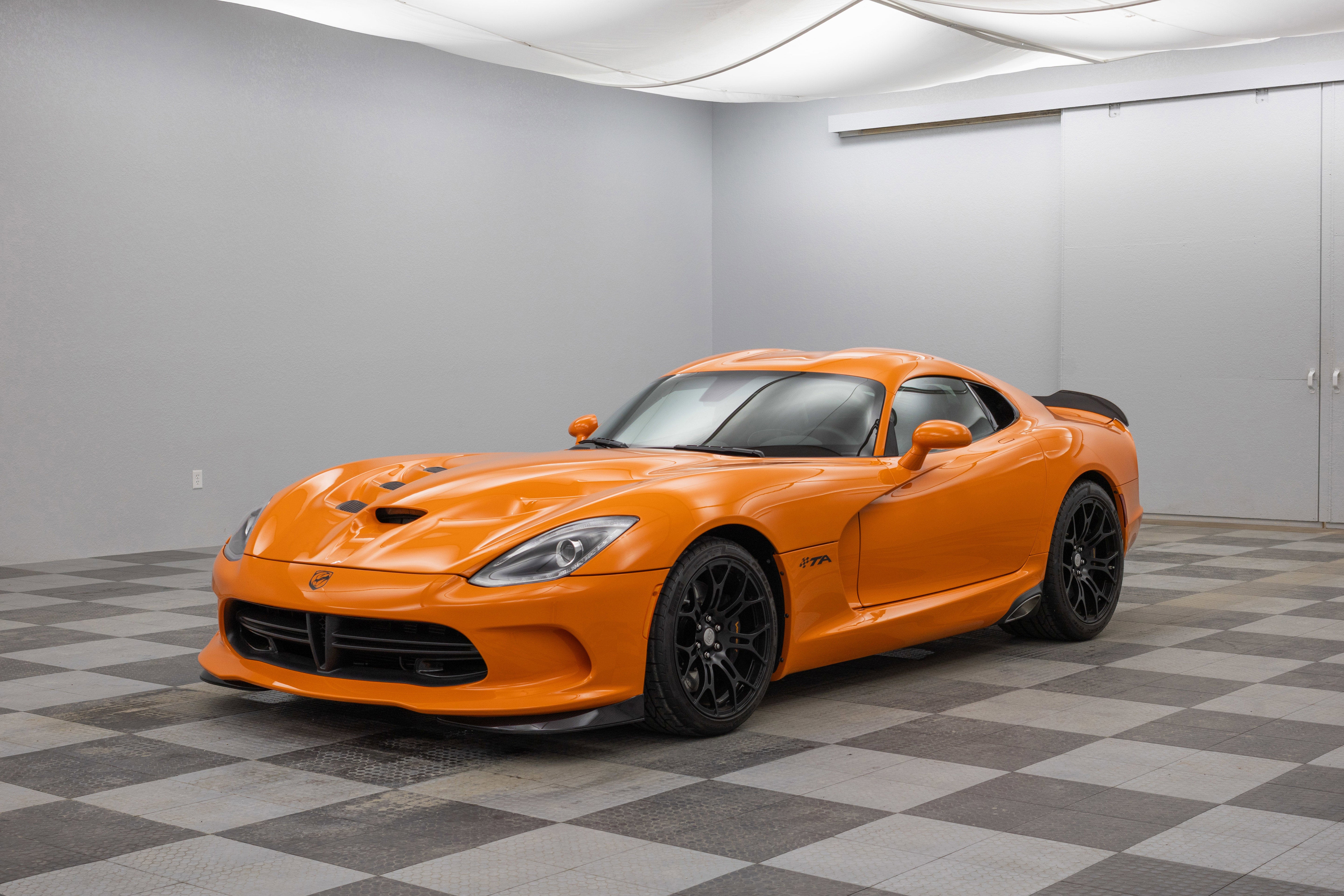 2014 Dodge Viper TA