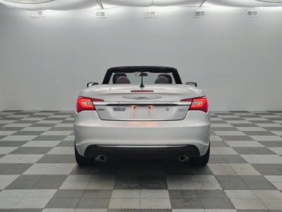 2012 Chrysler 200 Touring