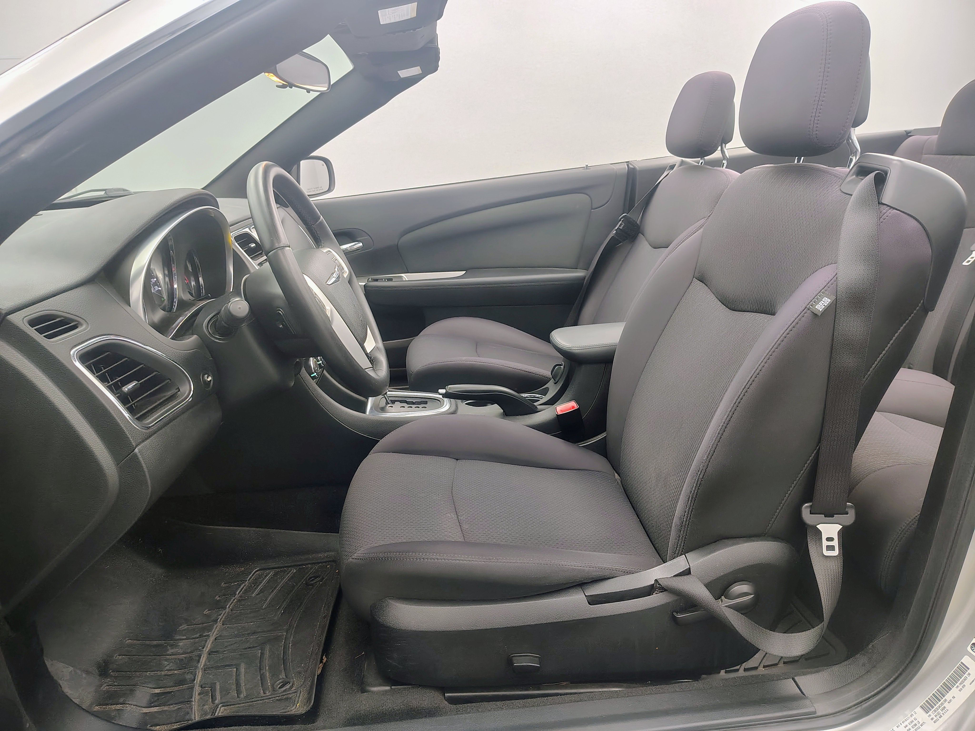 2012 Chrysler 200 Touring