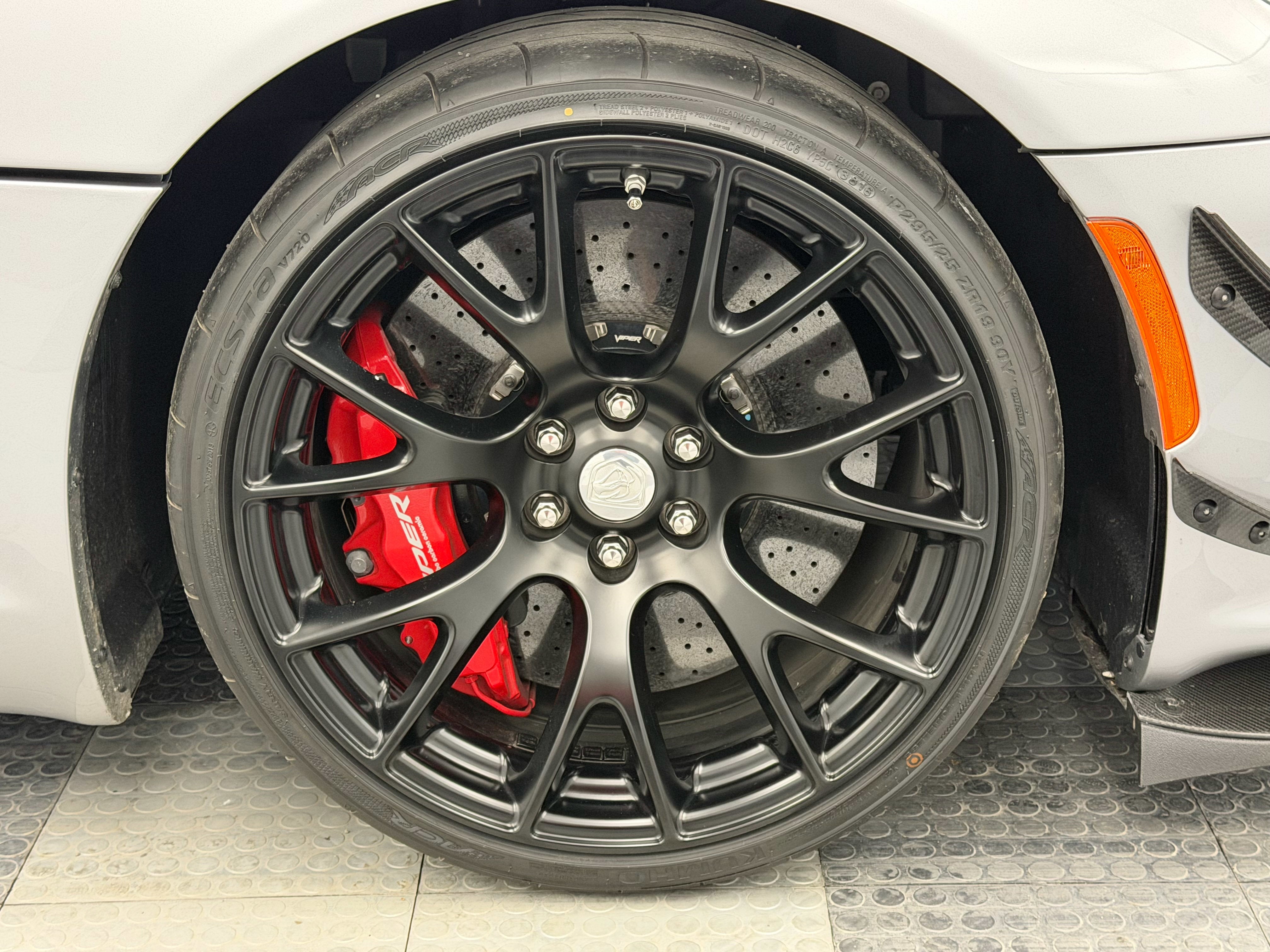 2016 Dodge Viper ACR