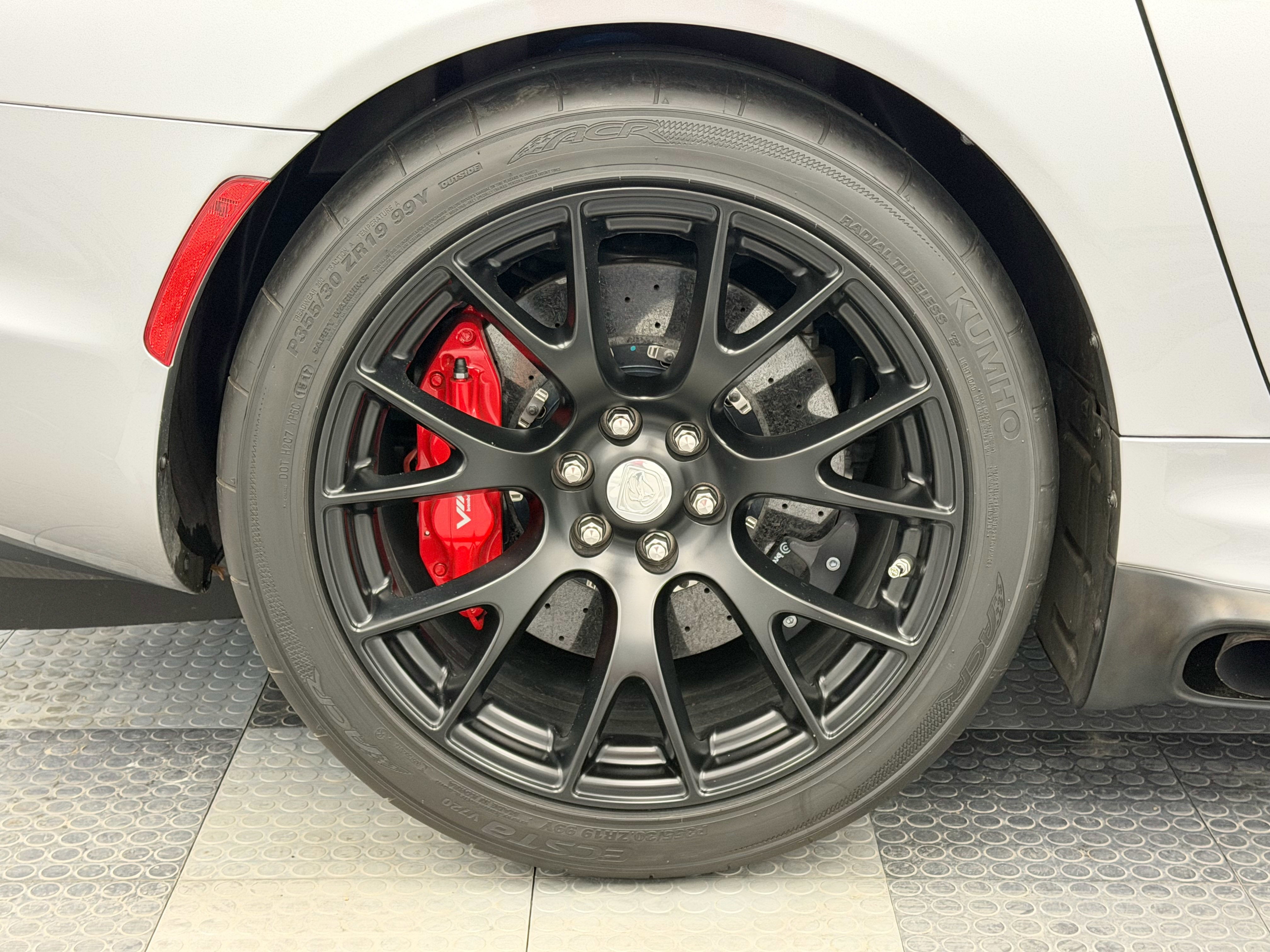 2016 Dodge Viper ACR