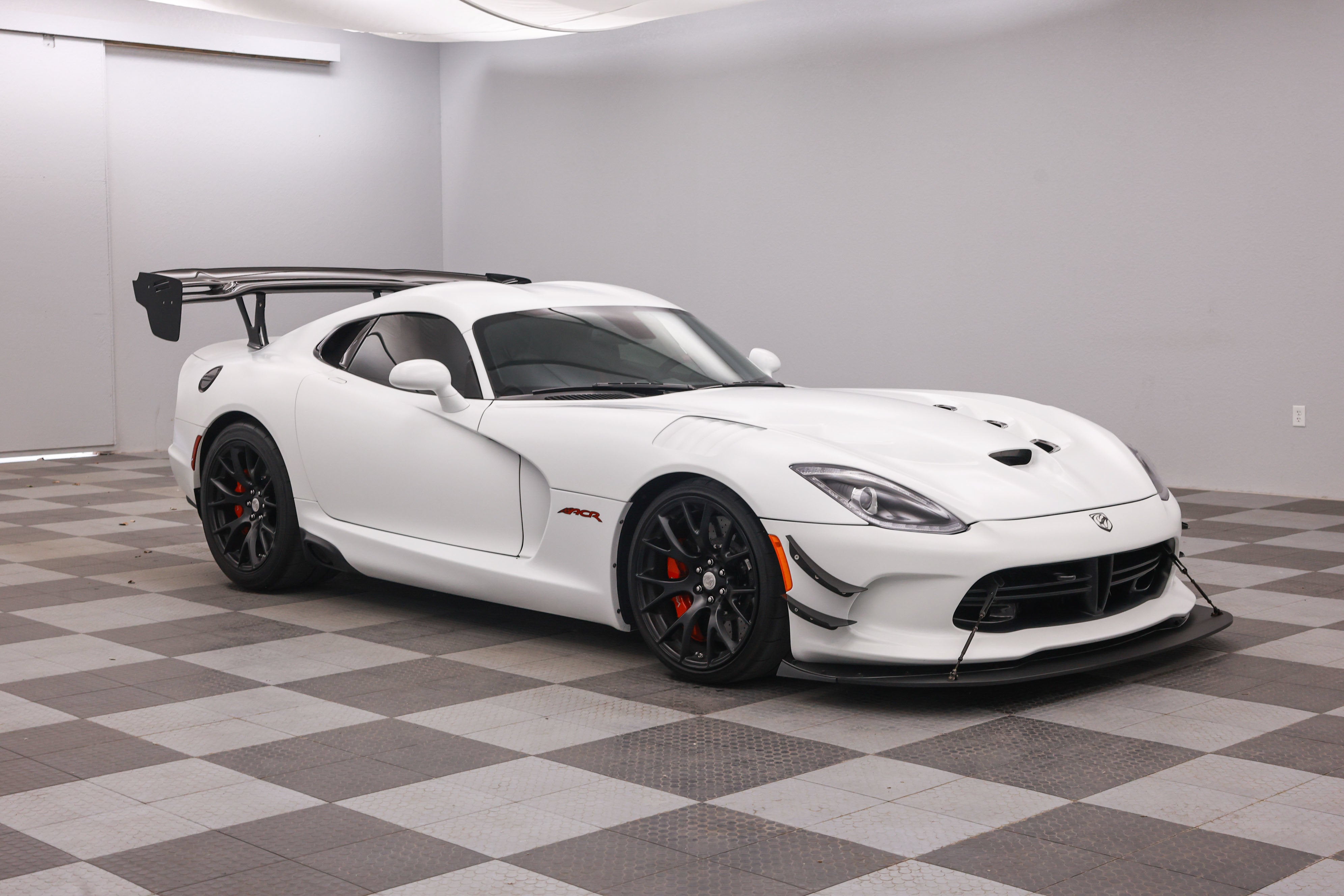 2016 Dodge Viper GTC