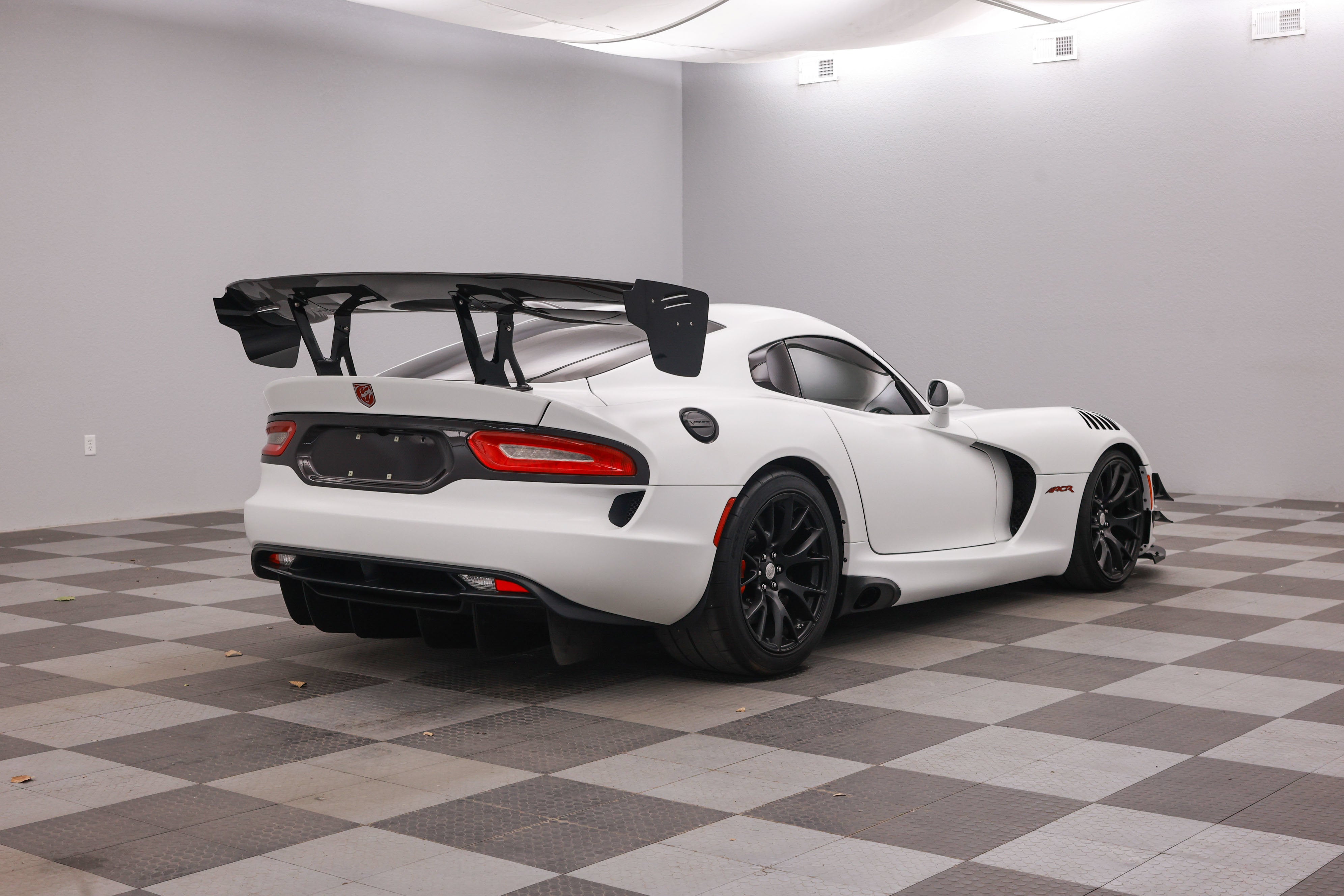 2016 Dodge Viper GTC