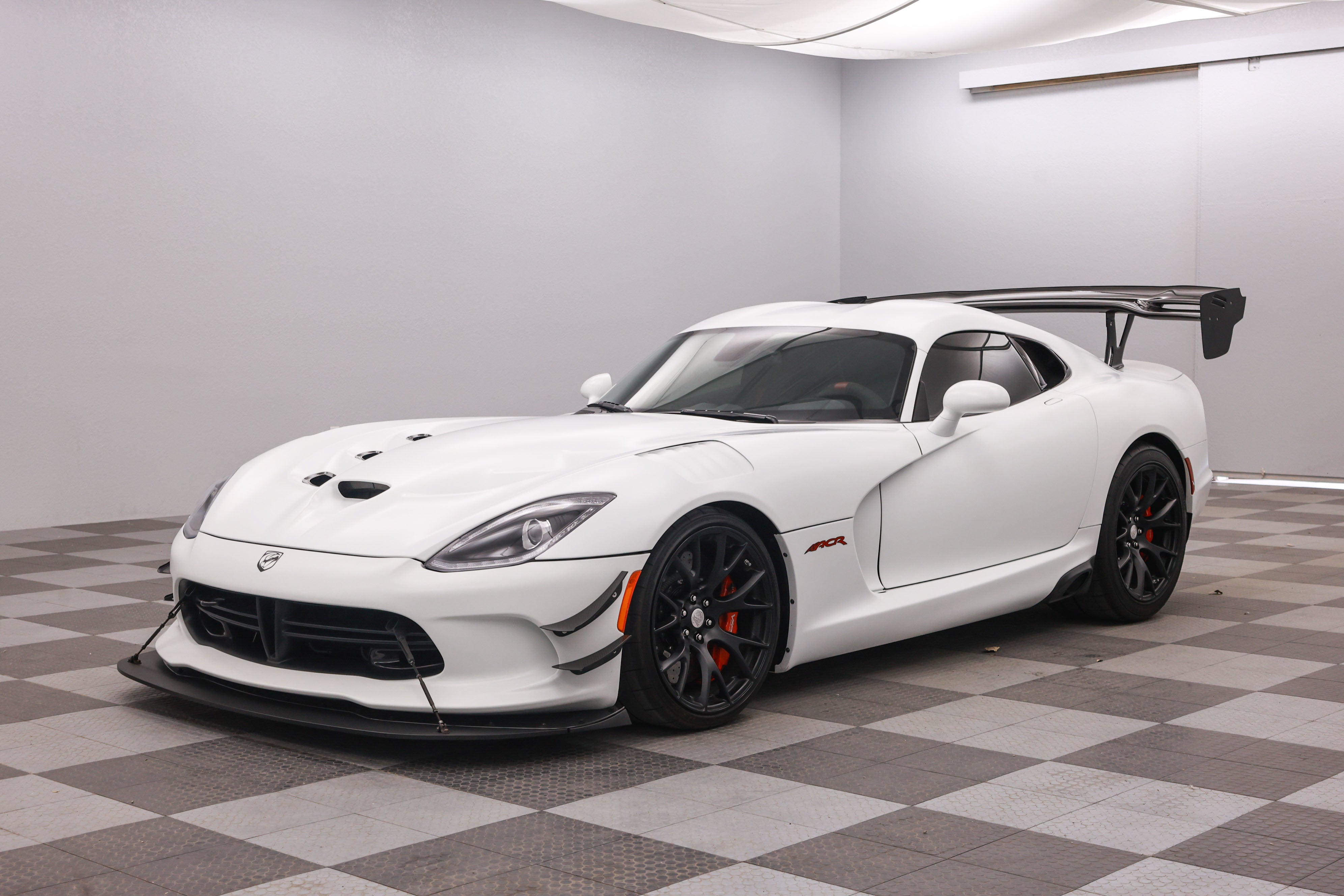 2016 Dodge Viper GTC