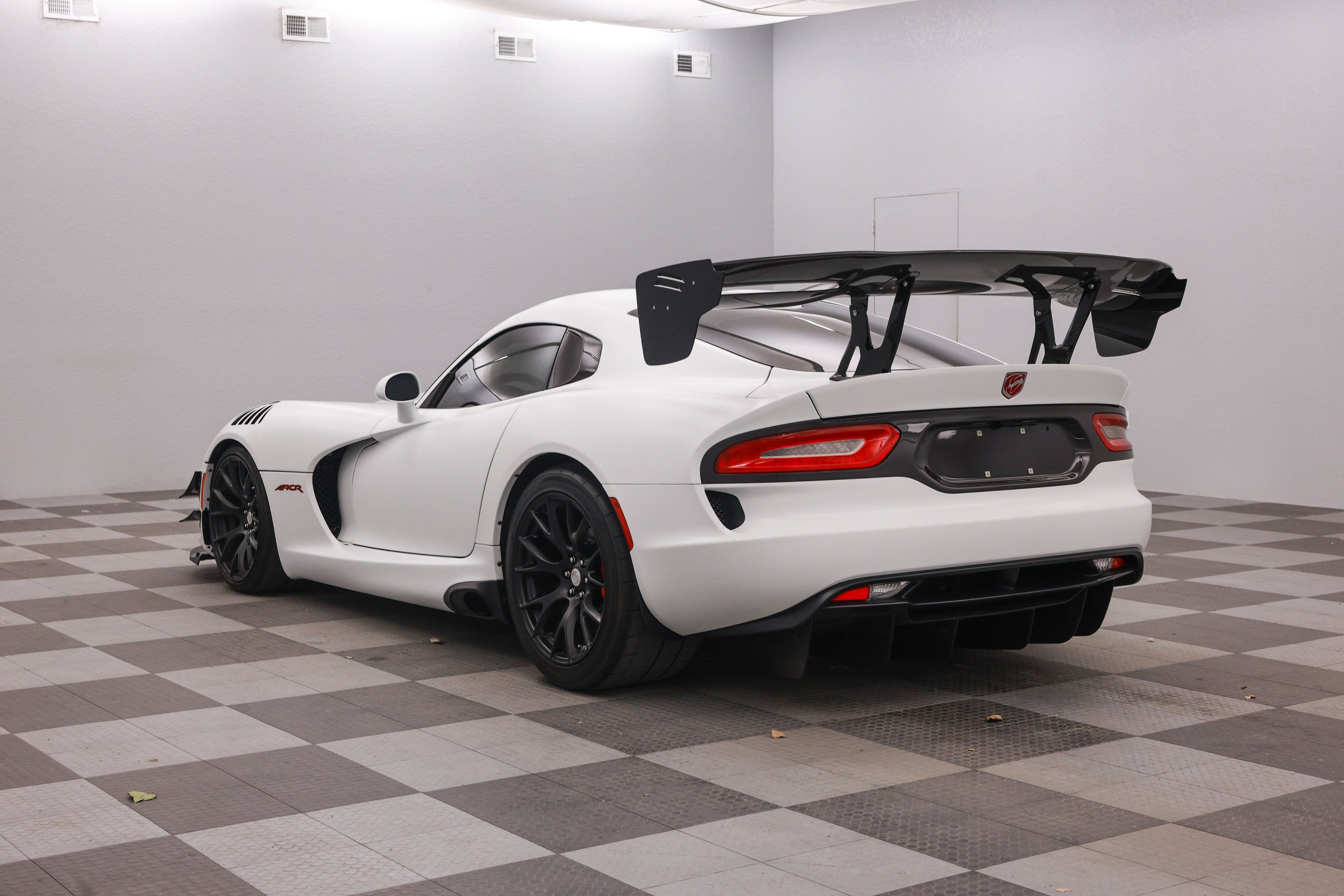 2016 Dodge Viper GTC