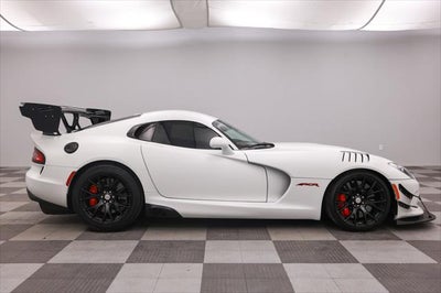 2016 Dodge Viper GTC