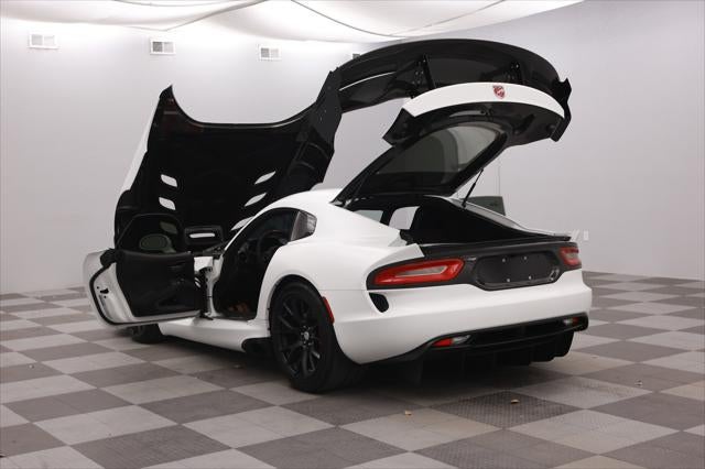 2016 Dodge Viper GTC