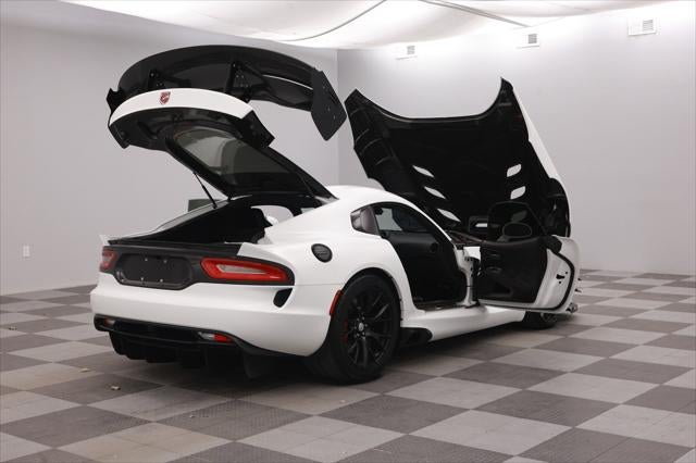 2016 Dodge Viper GTC