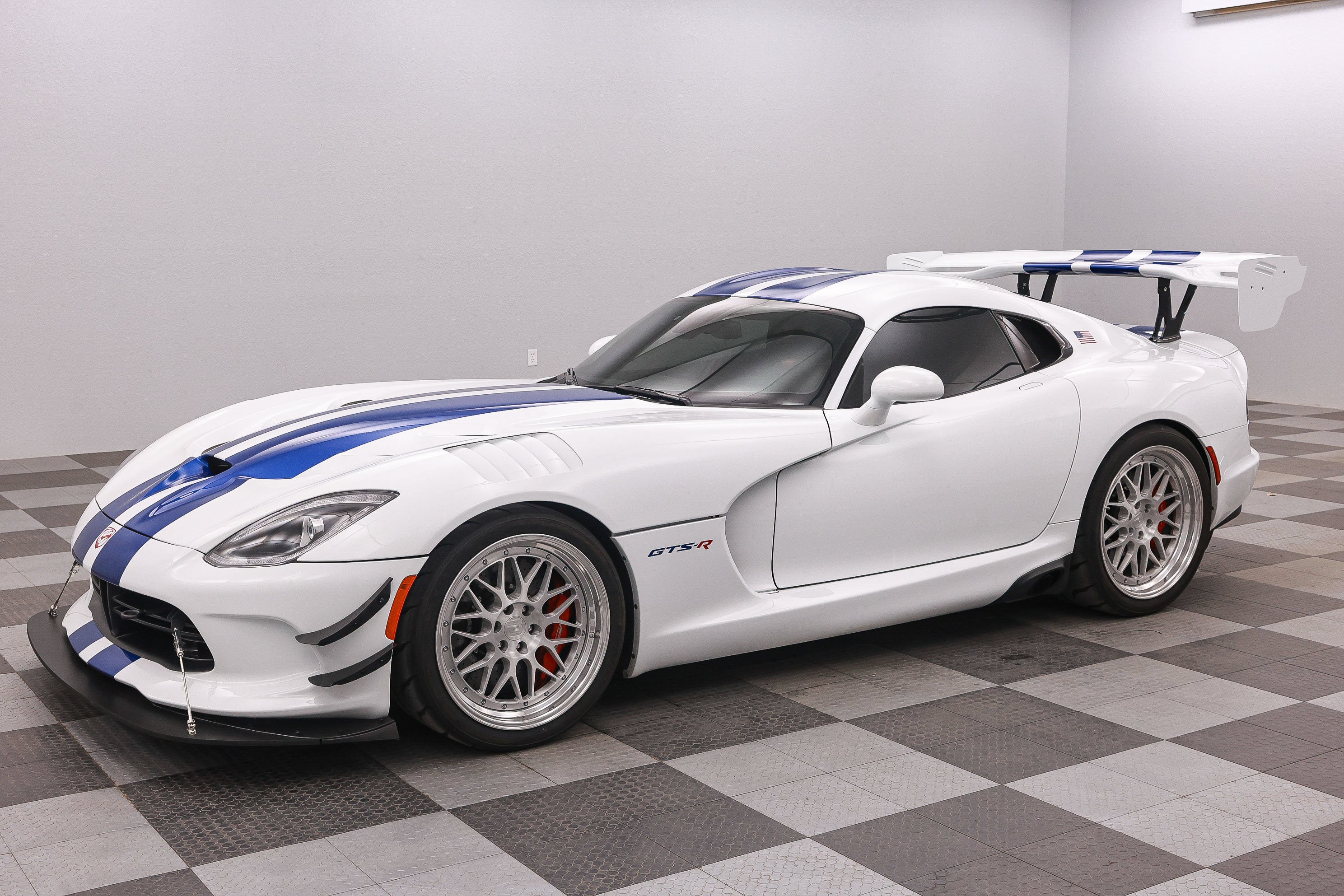 2017 Dodge Viper GTC GTS-R