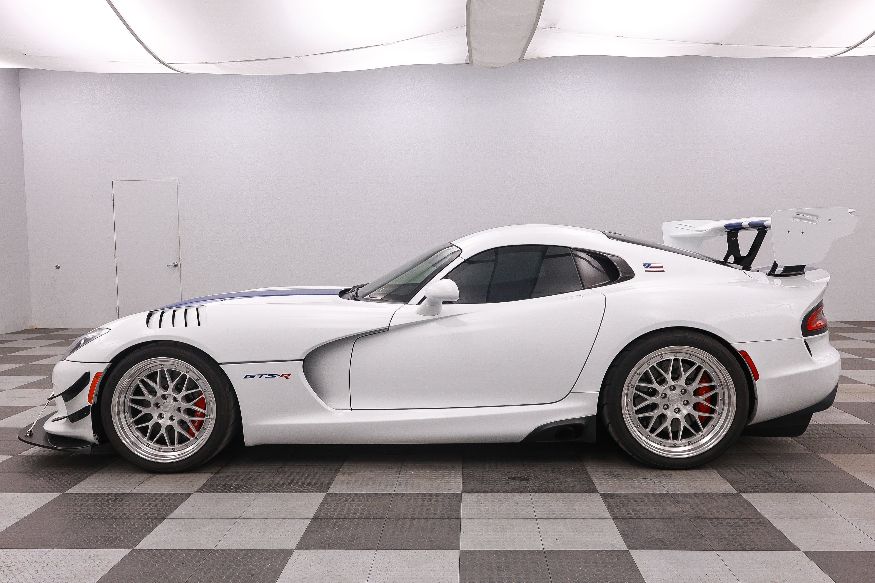 2017 Dodge Viper GTC GTS-R