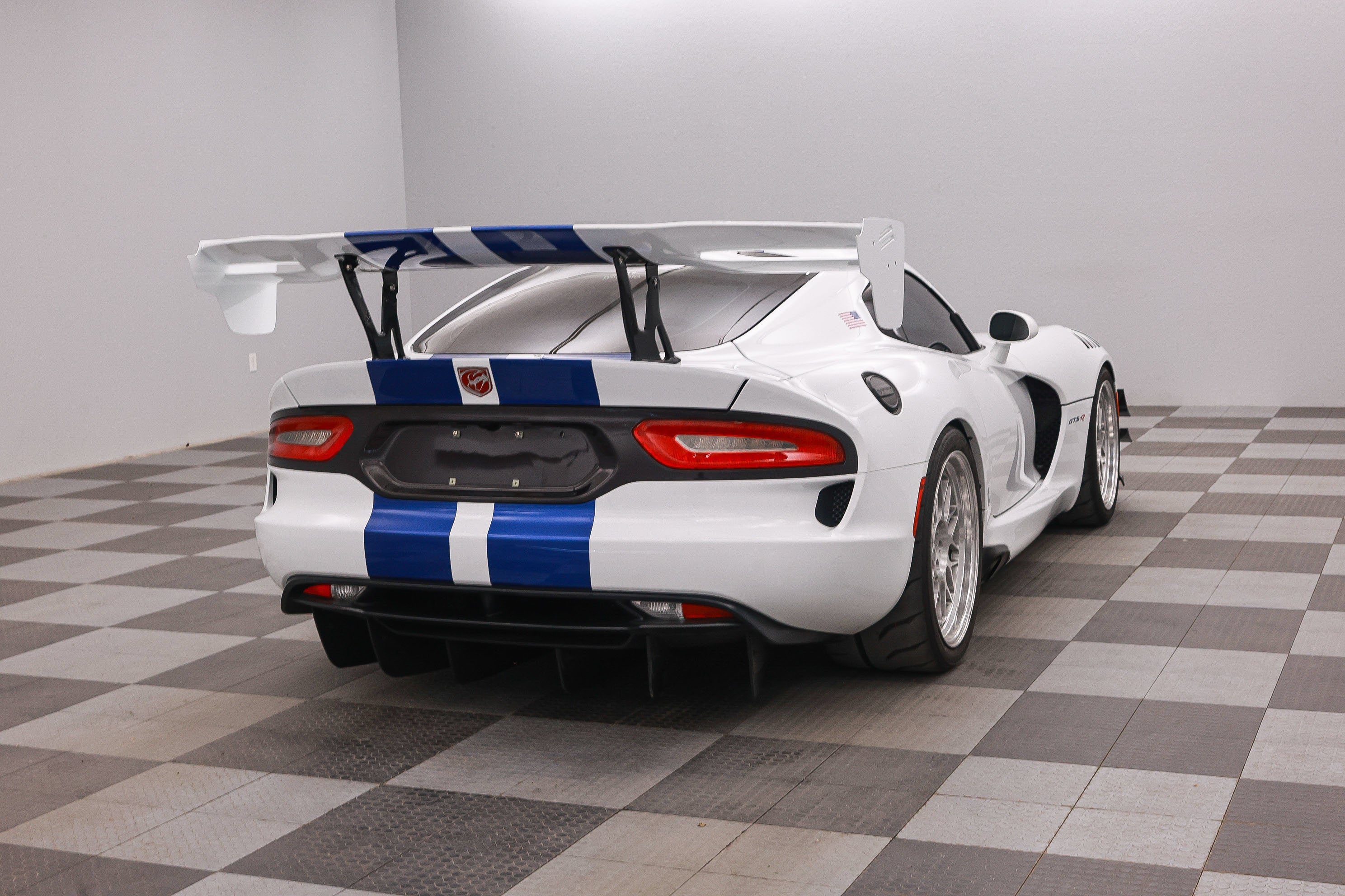2017 Dodge Viper GTC GTS-R