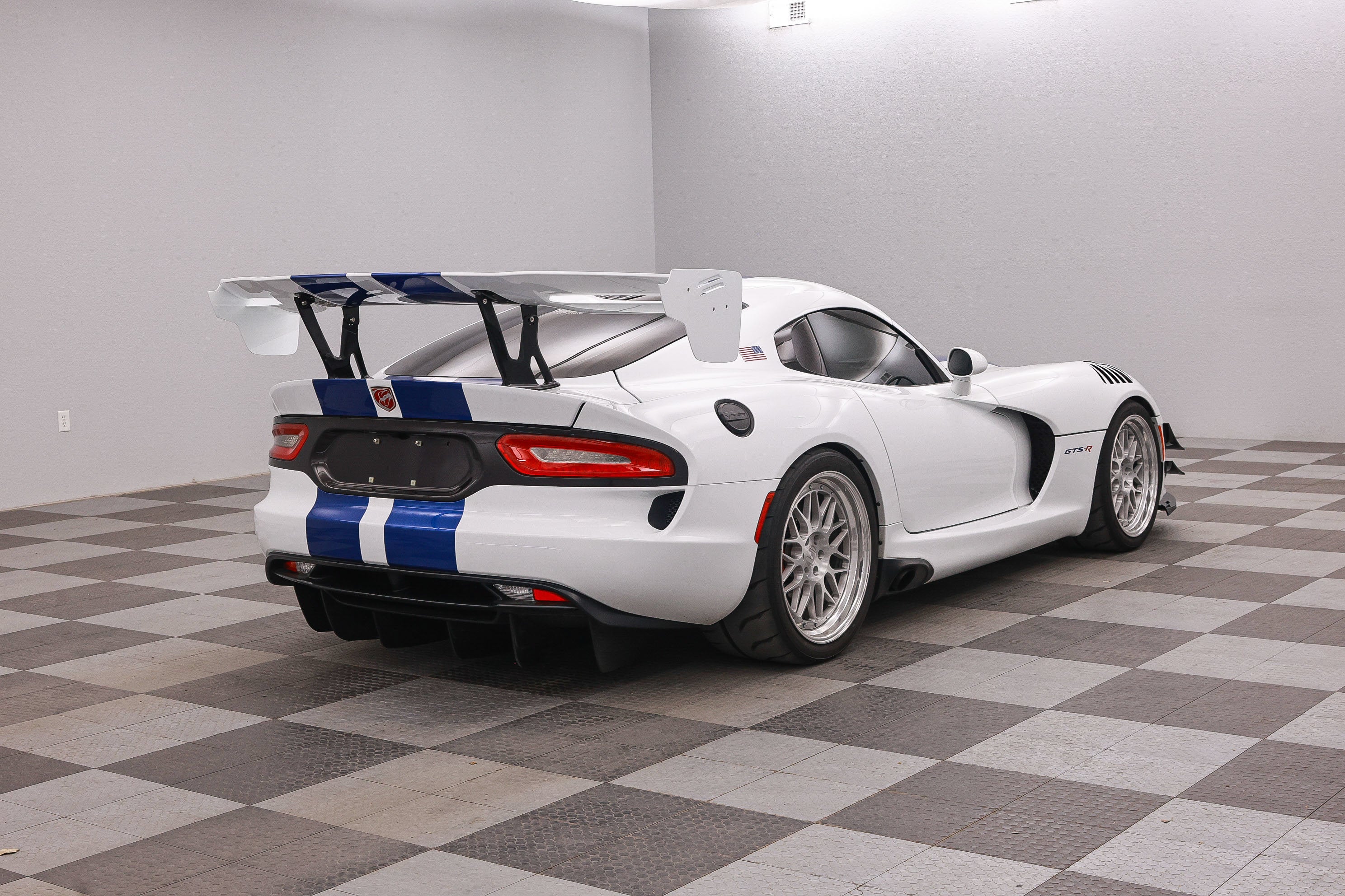 2017 Dodge Viper GTC GTS-R