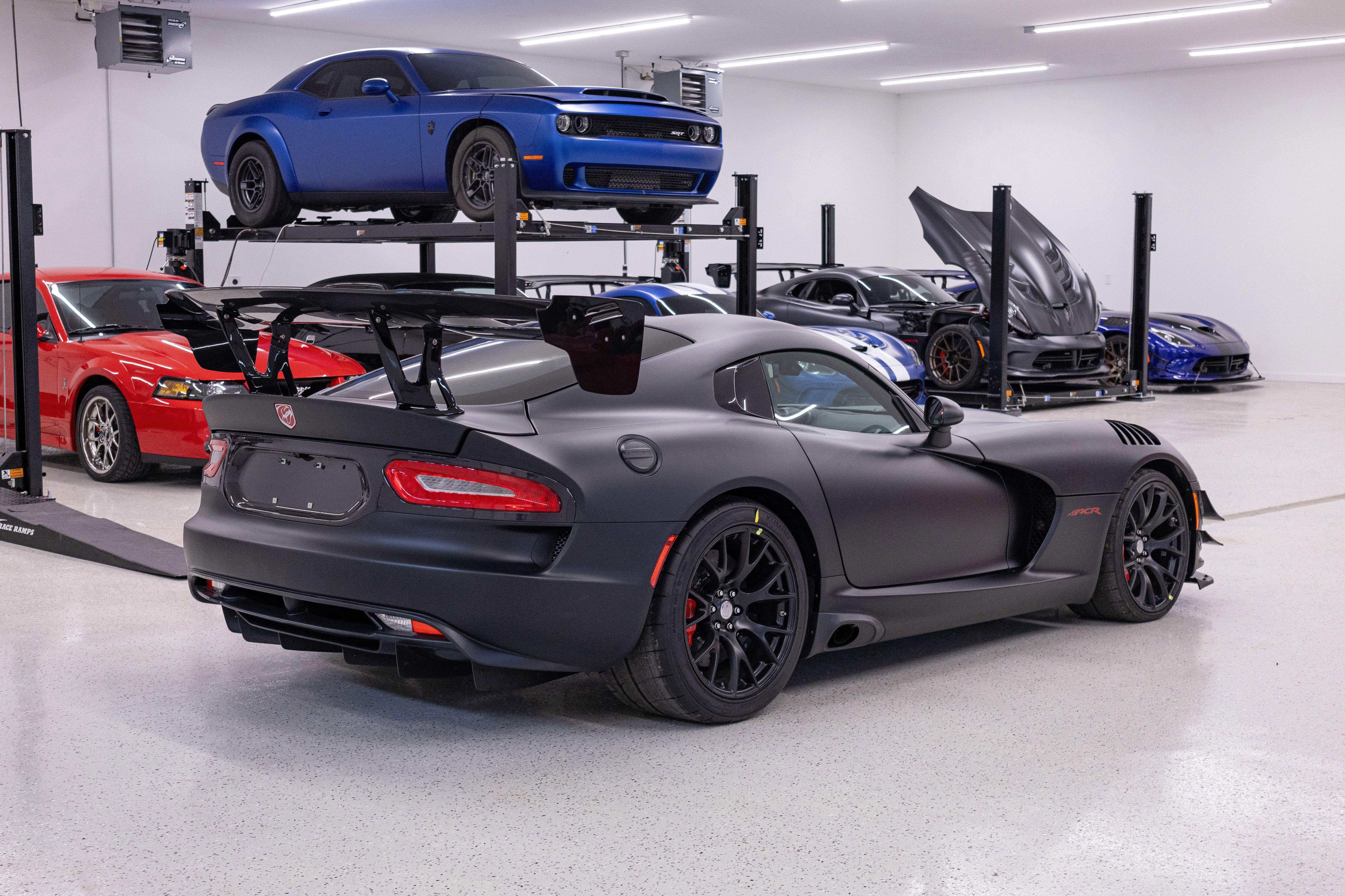 2017 Dodge Viper GTC