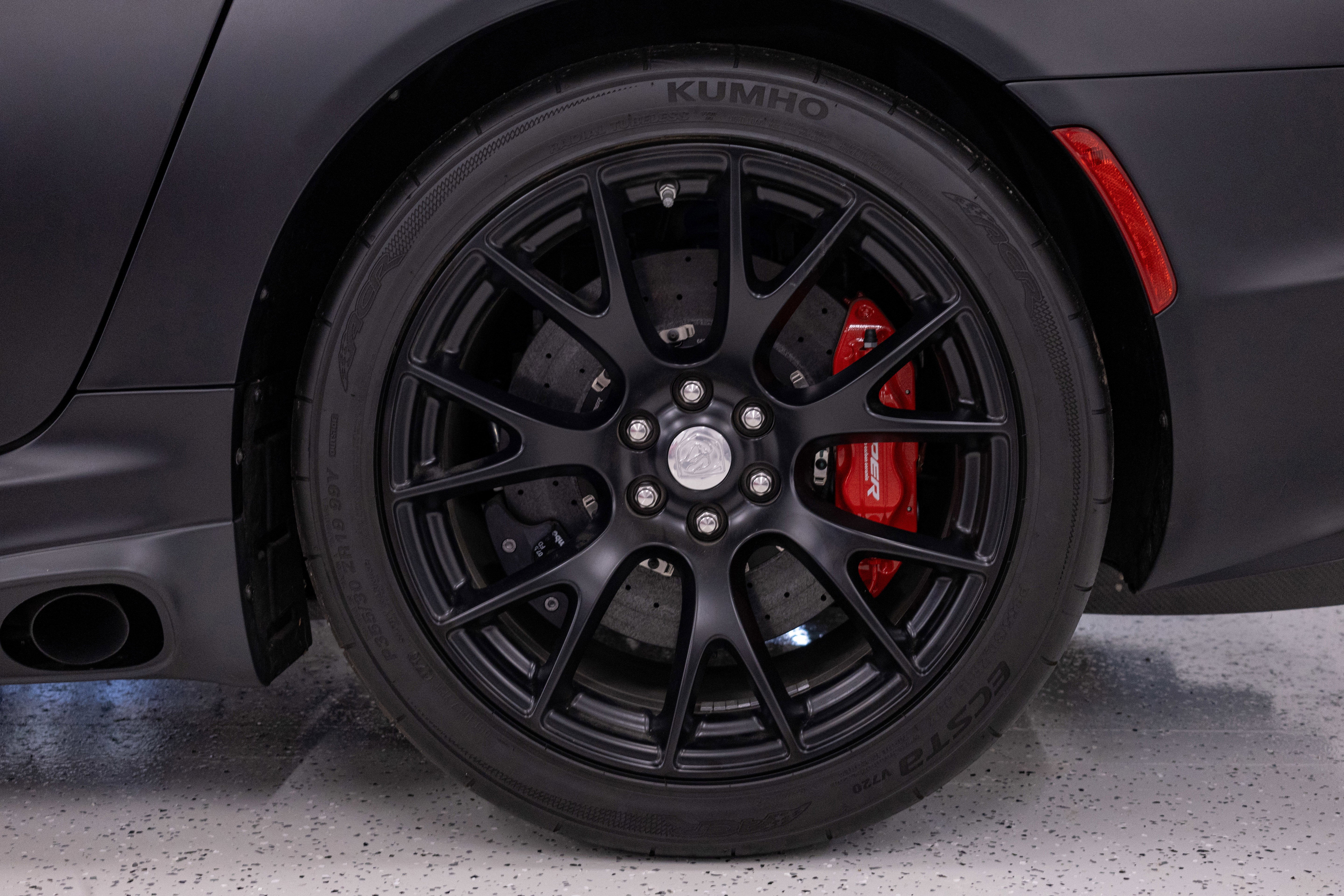 2017 Dodge Viper GTC