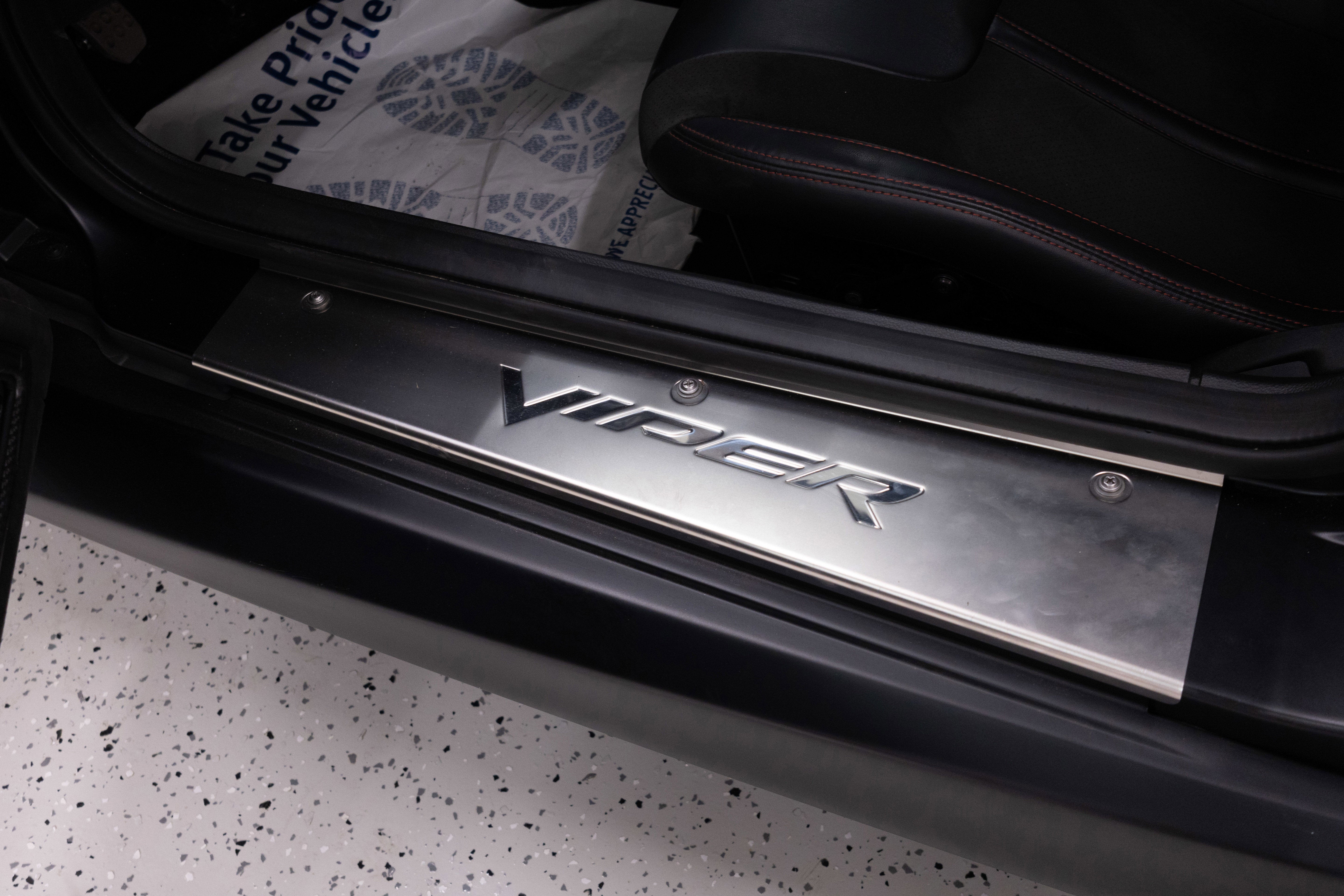 2017 Dodge Viper GTC