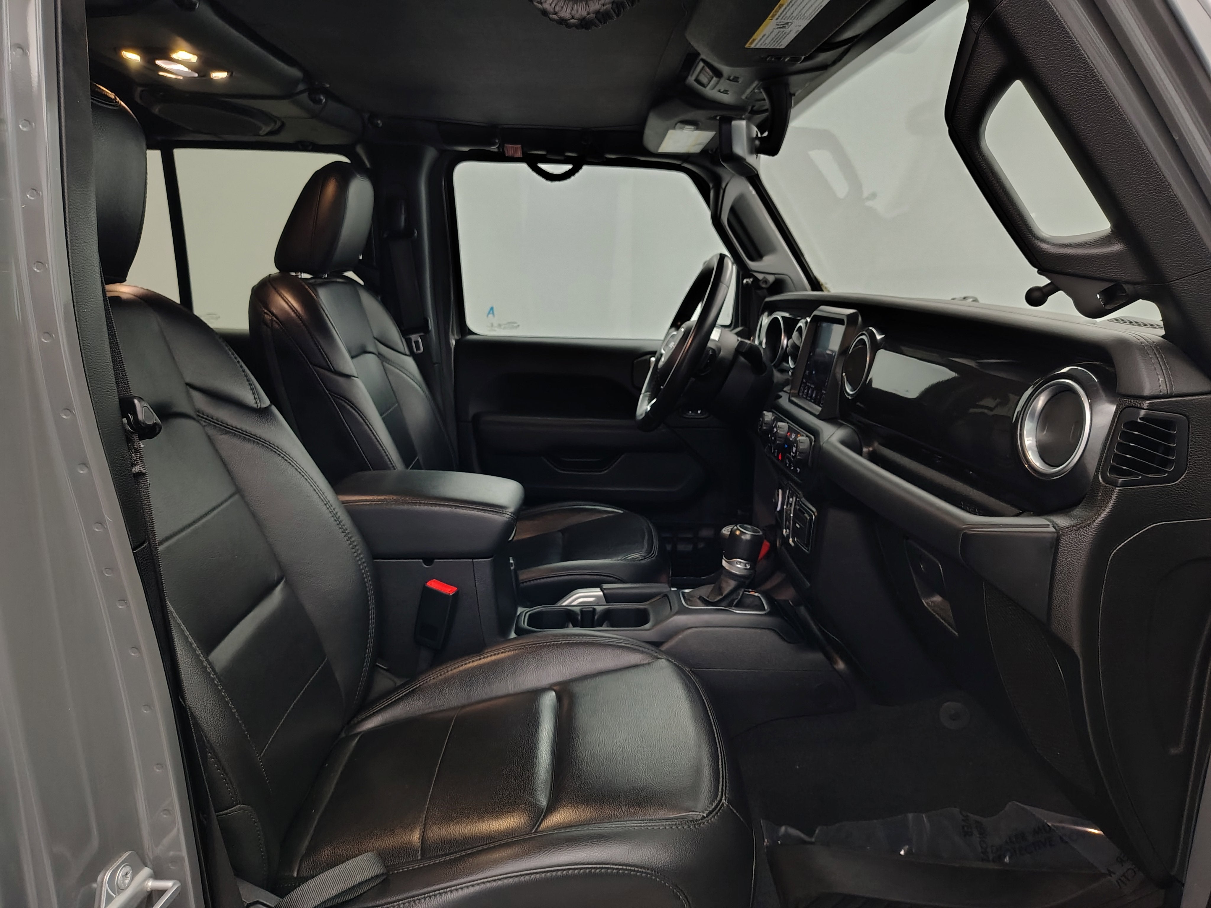 2020 Jeep Wrangler Unlimited Sahara Altitude 4x4