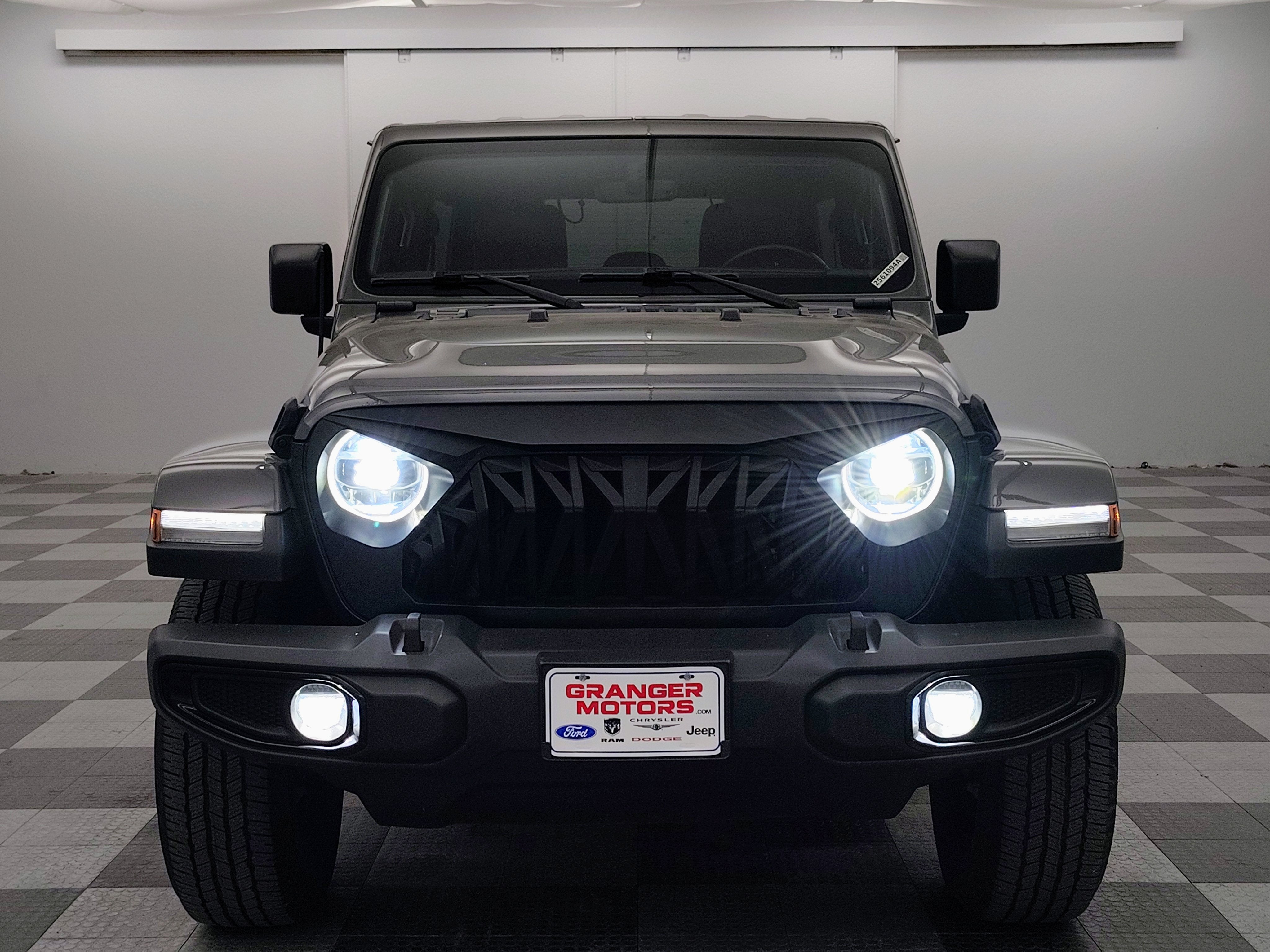 2020 Jeep Wrangler Unlimited Sahara Altitude 4x4