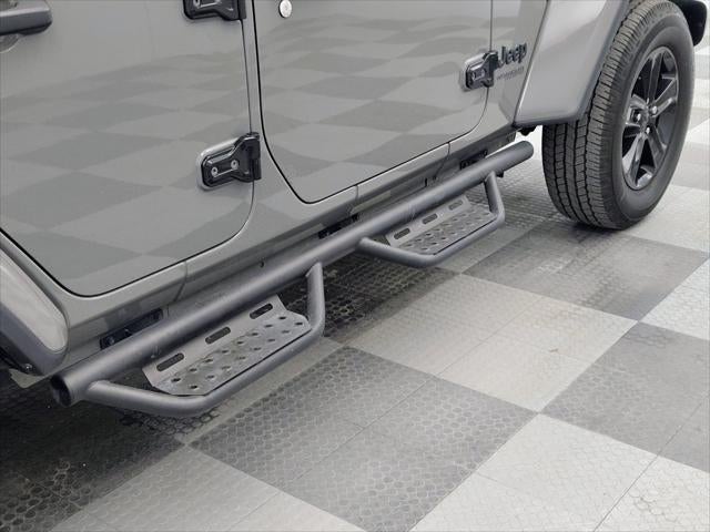 2020 Jeep Wrangler Unlimited Sahara Altitude 4x4
