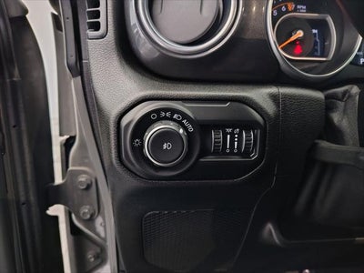 2020 Jeep Wrangler Unlimited Sahara Altitude 4x4
