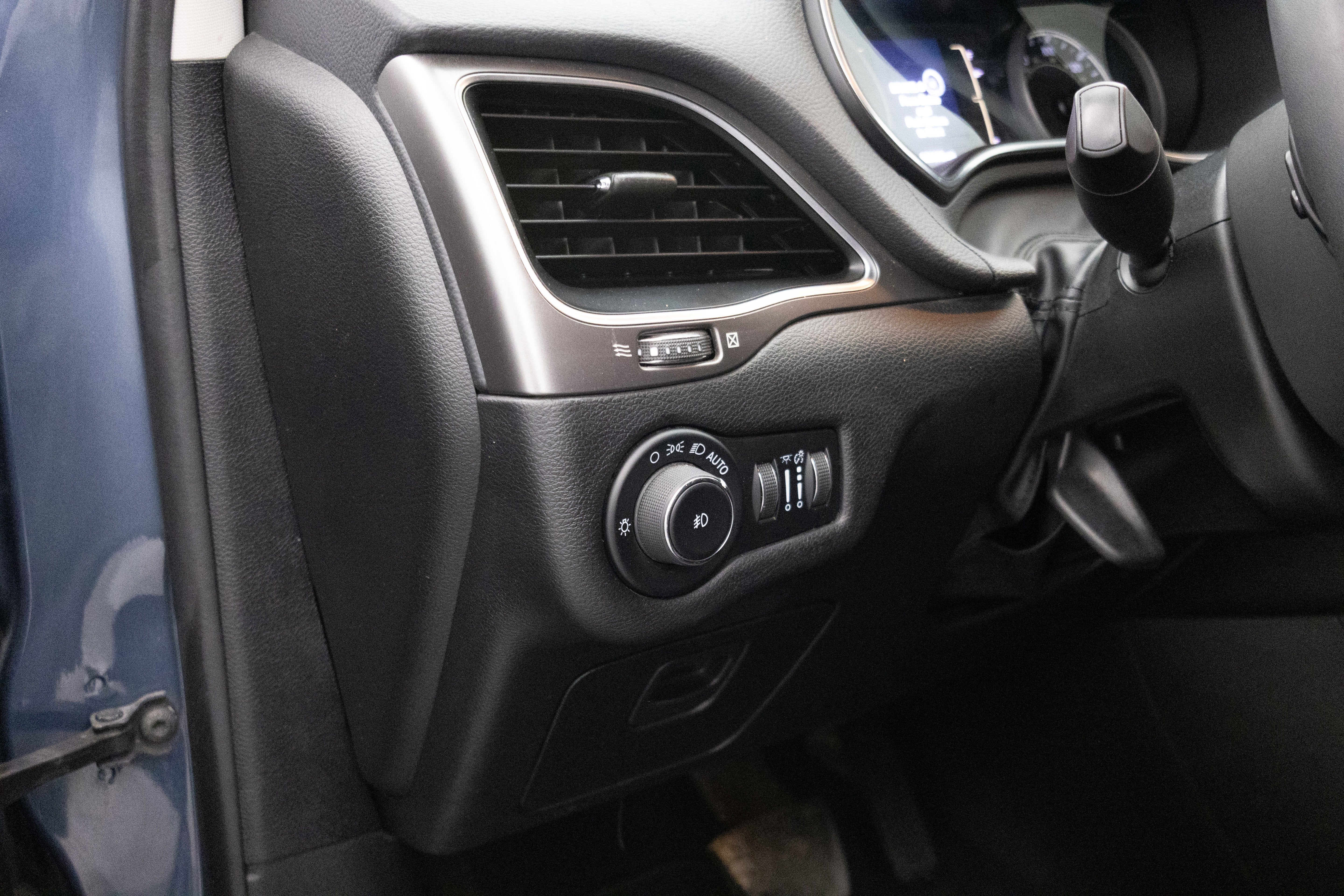 2021 Jeep Cherokee Latitude Plus