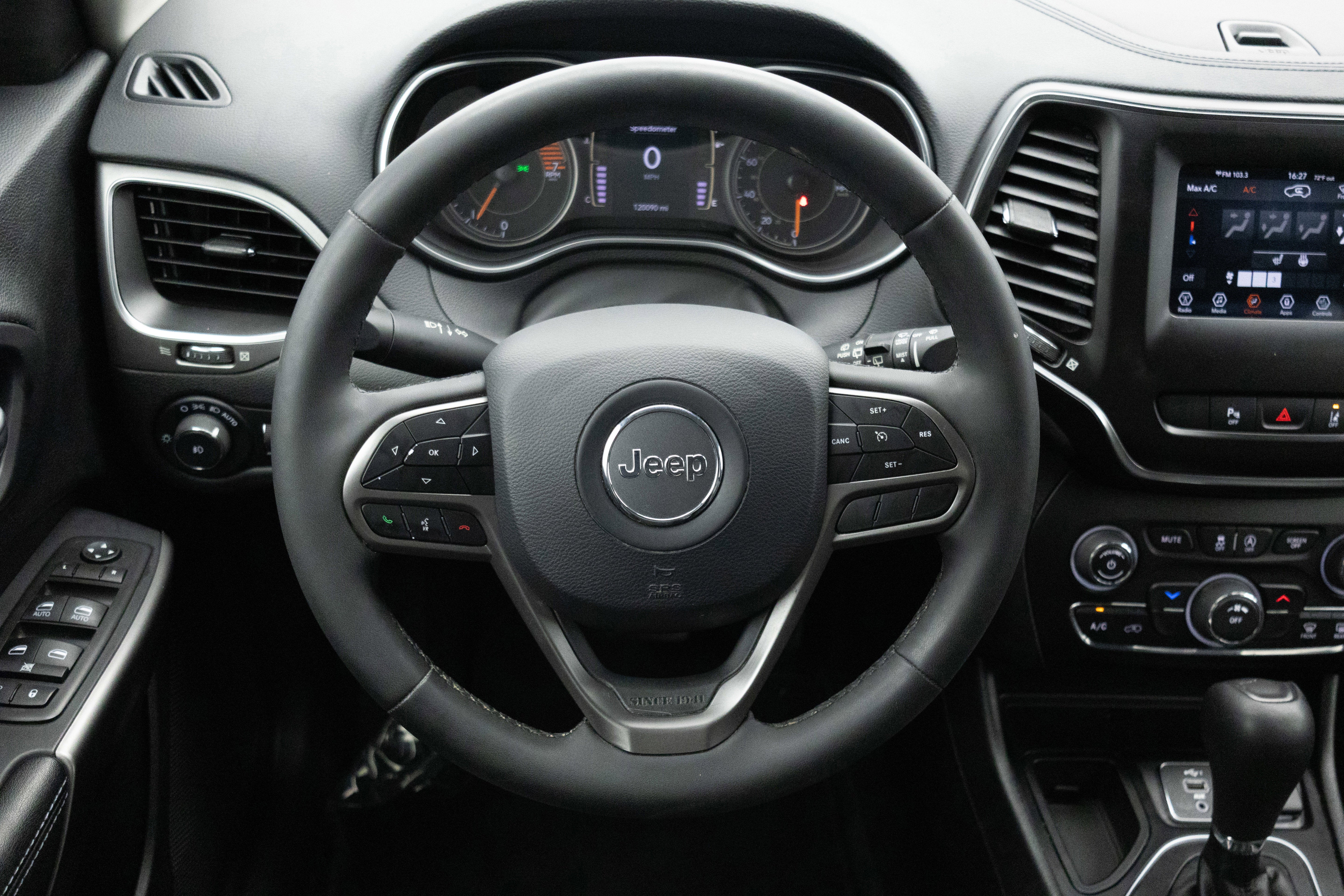 2021 Jeep Cherokee Latitude Plus