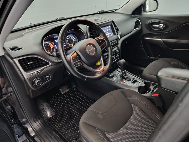 2019 Jeep Cherokee Latitude