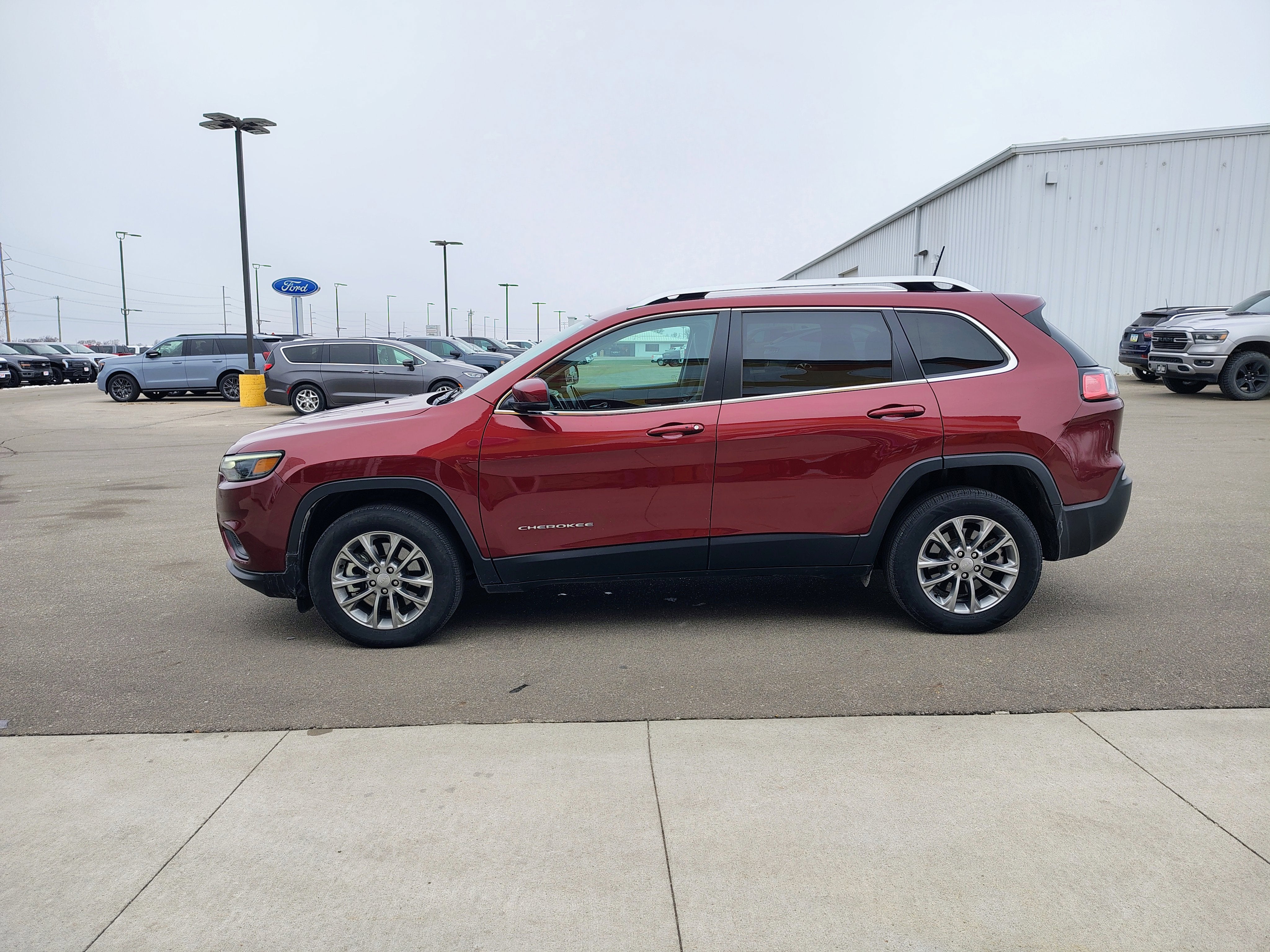 2021 Jeep Cherokee Latitude Lux