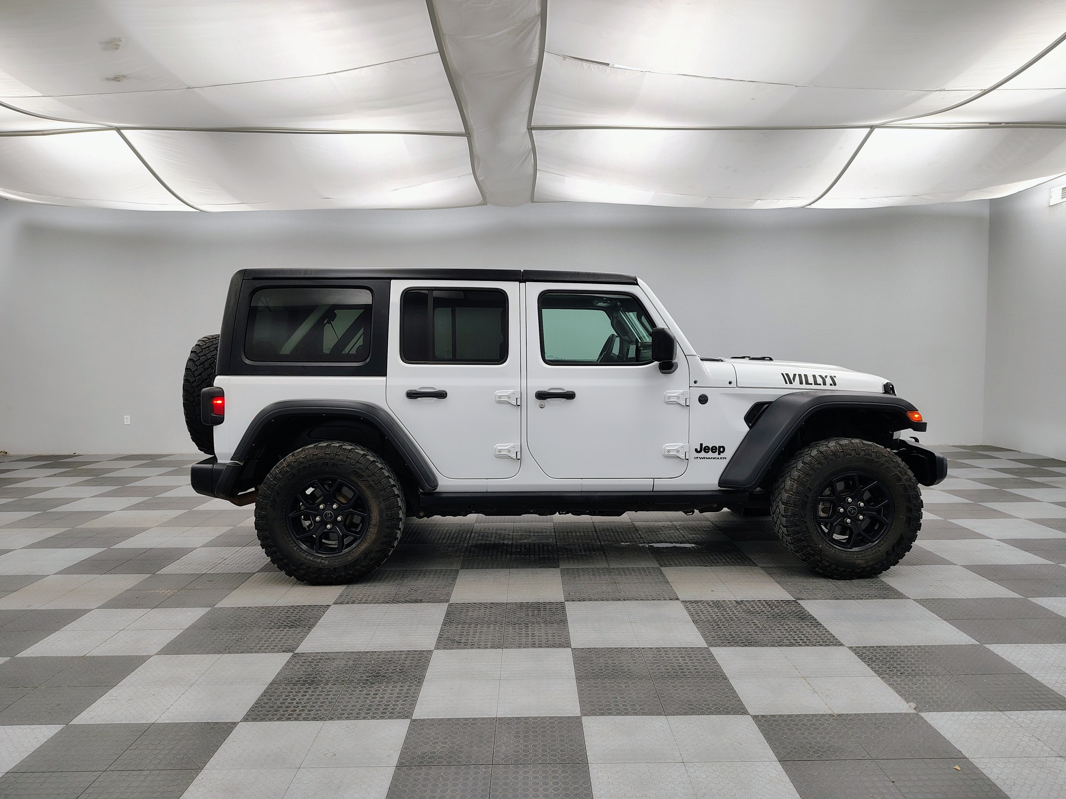 2024 Jeep Wrangler Willys