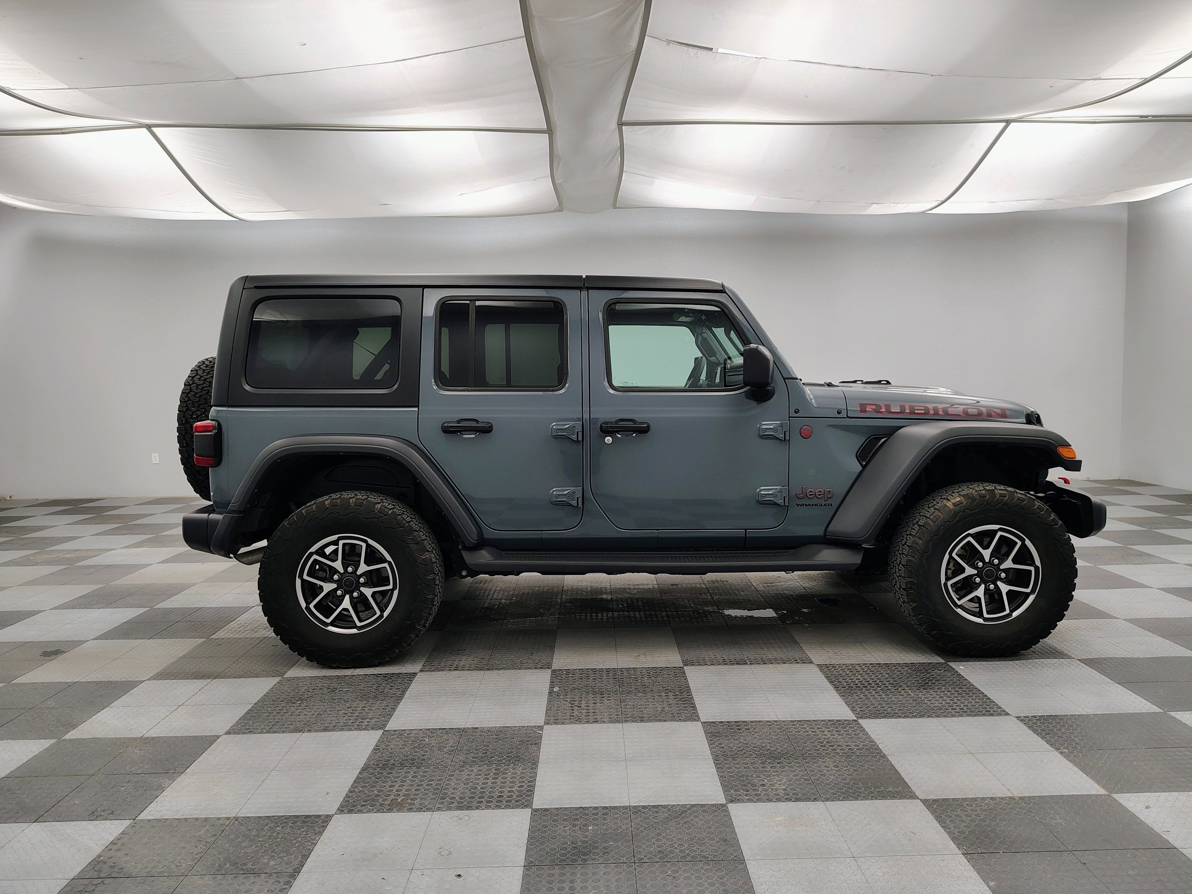 2024 Jeep Wrangler 4-Door Rubicon