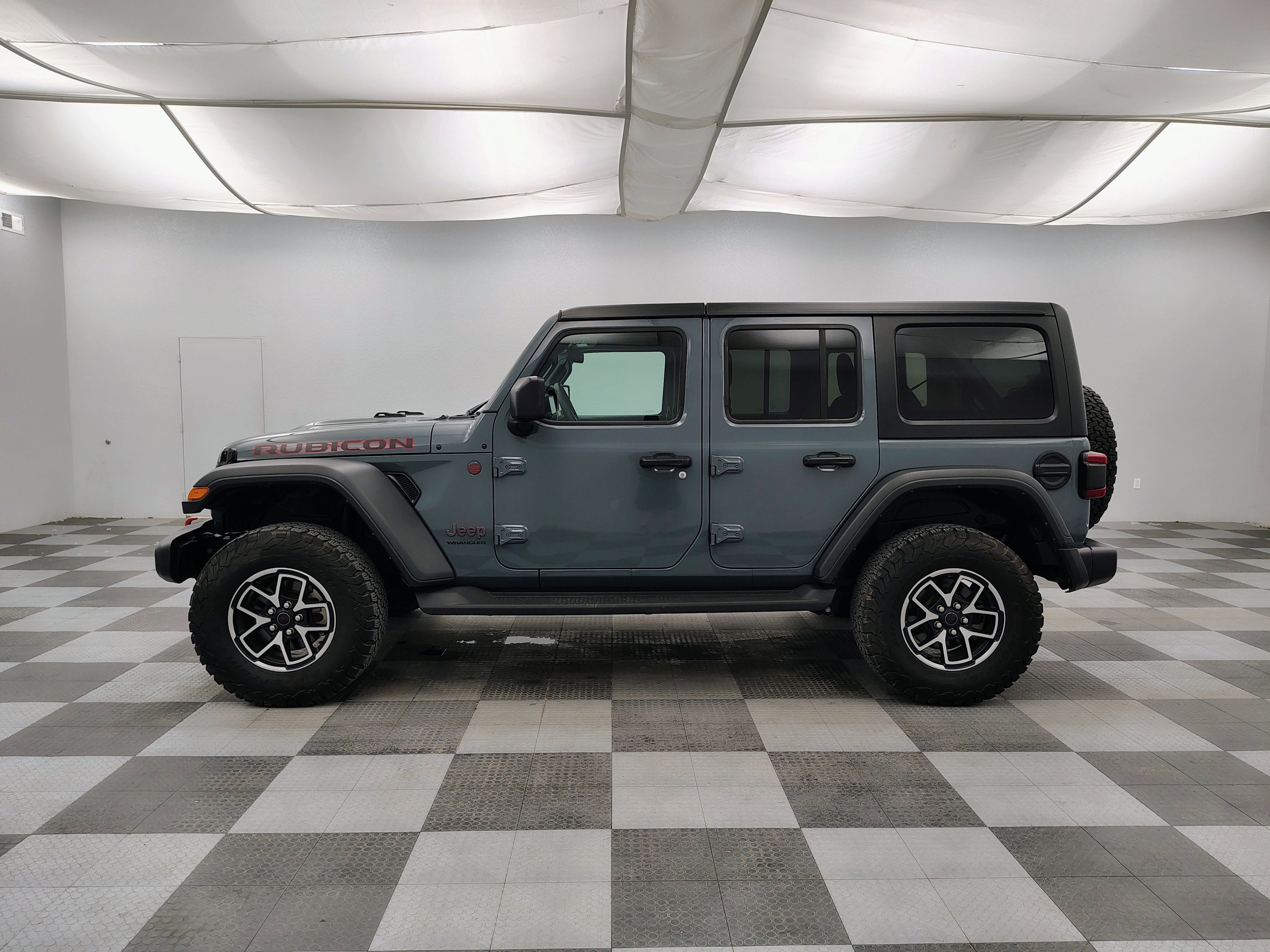 2024 Jeep Wrangler 4-Door Rubicon