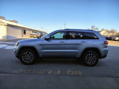 2020 Jeep Grand Cherokee Laredo E