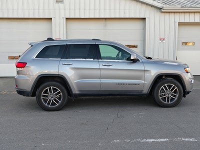 2020 Jeep Grand Cherokee Laredo E