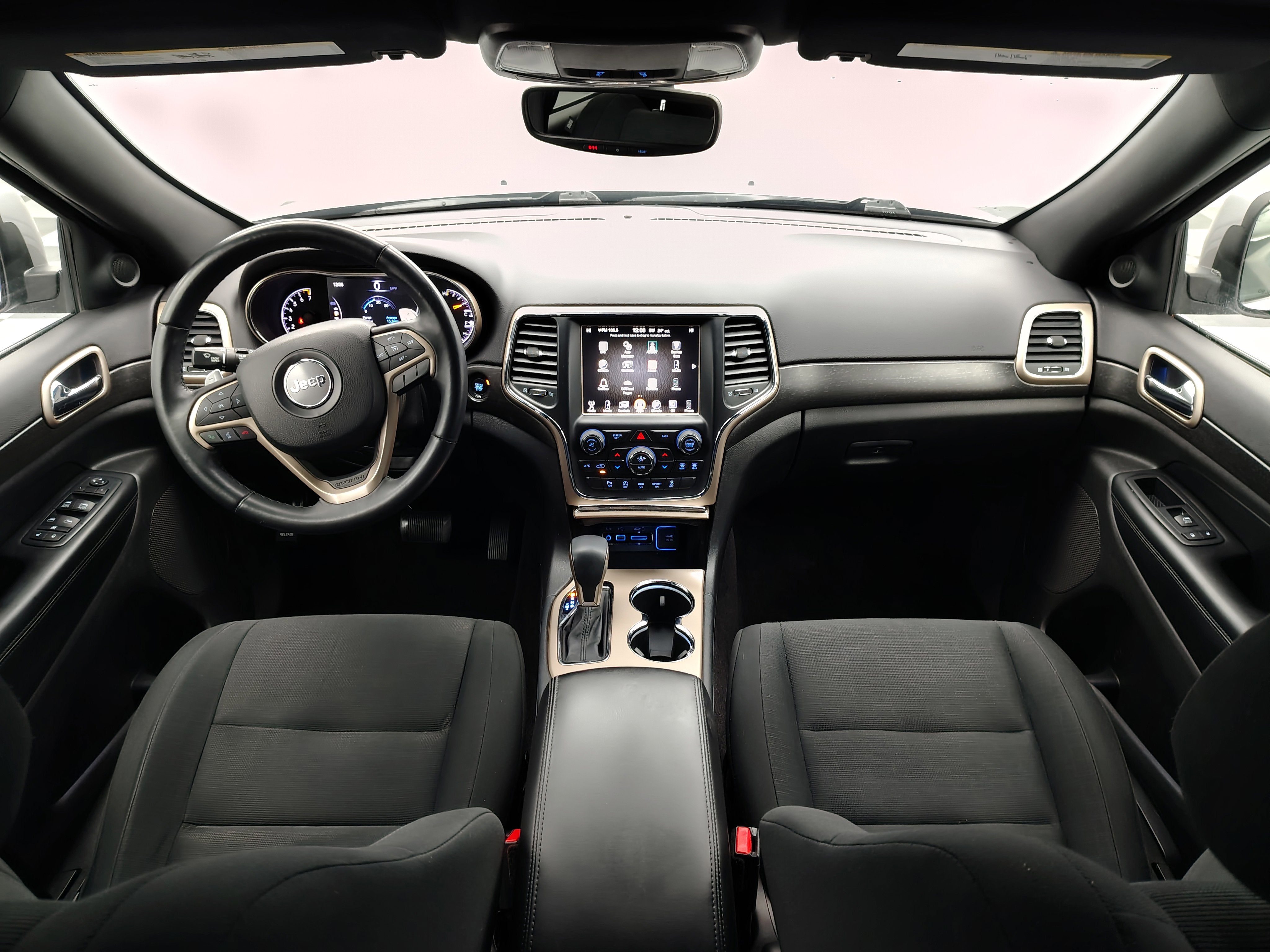 2017 Jeep Grand Cherokee Laredo