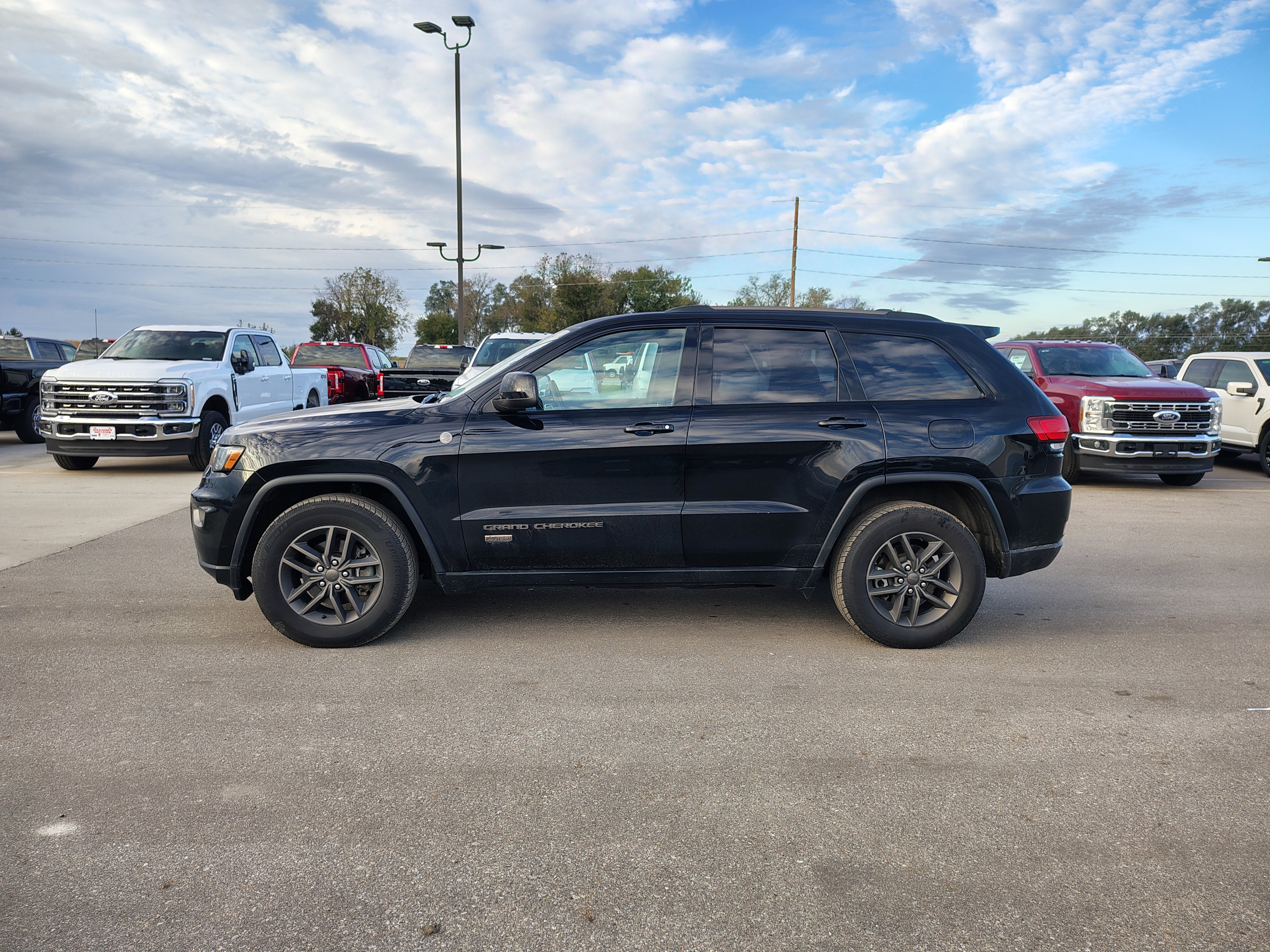 2017 Jeep Grand Cherokee Laredo