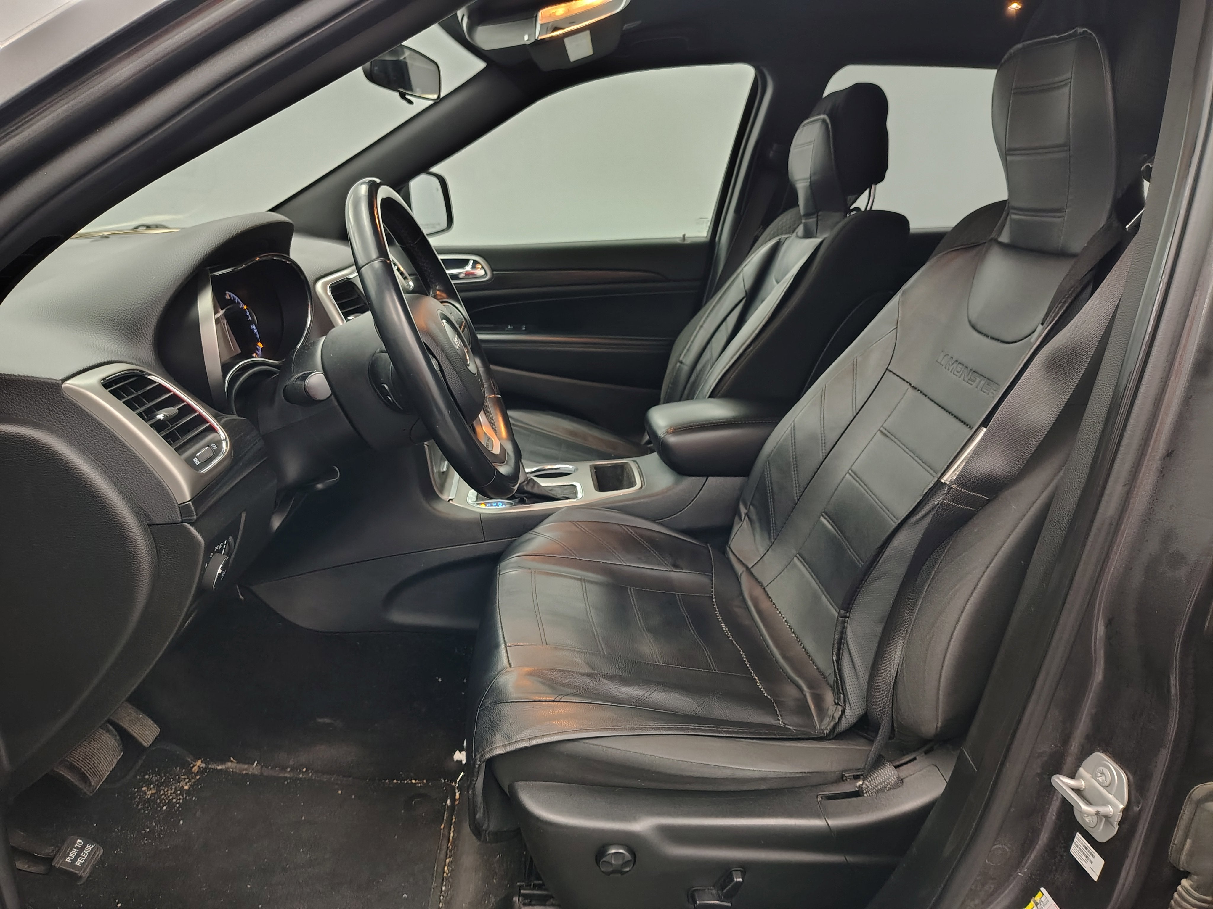 2019 Jeep Grand Cherokee Laredo E