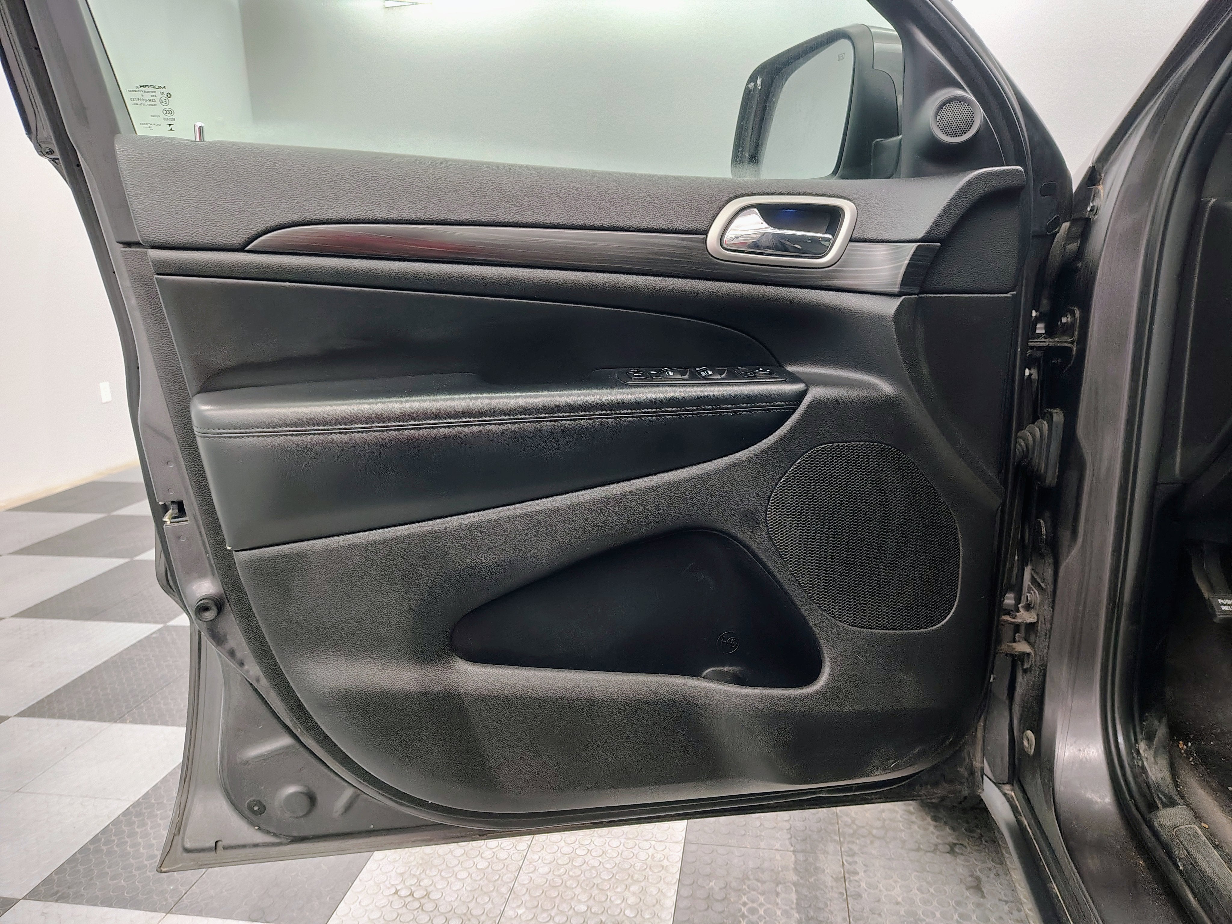 2019 Jeep Grand Cherokee Laredo E