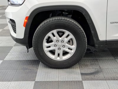 2023 Jeep Grand Cherokee Laredo 4x4