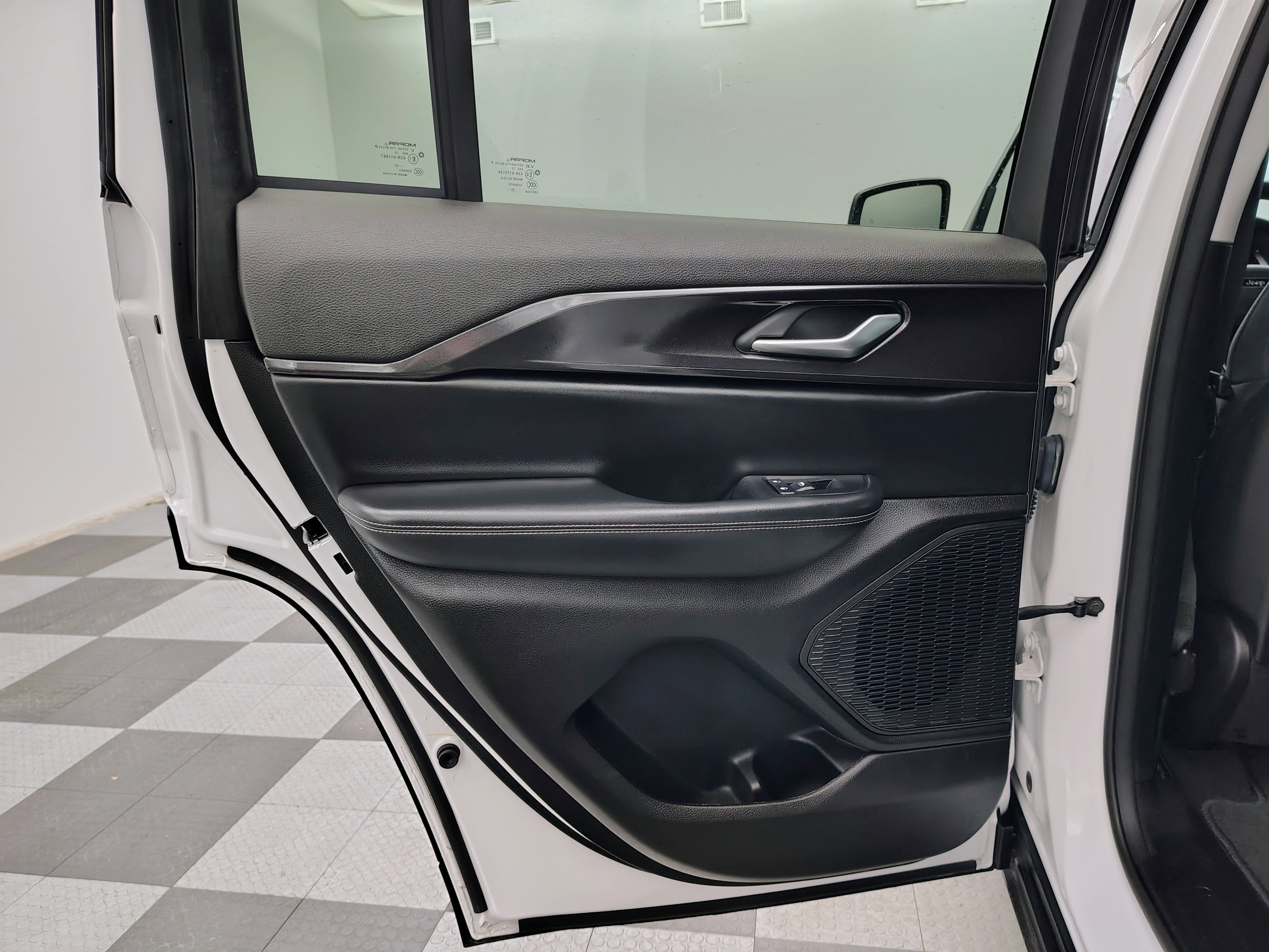 2023 Jeep Grand Cherokee Laredo 4x4