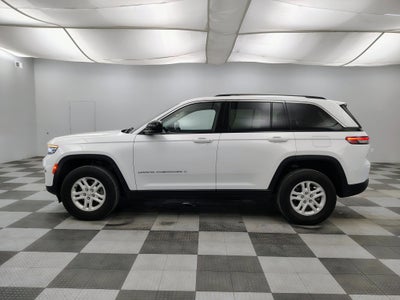 2023 Jeep Grand Cherokee Laredo 4x4