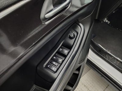 2023 Jeep Grand Cherokee Laredo 4x4