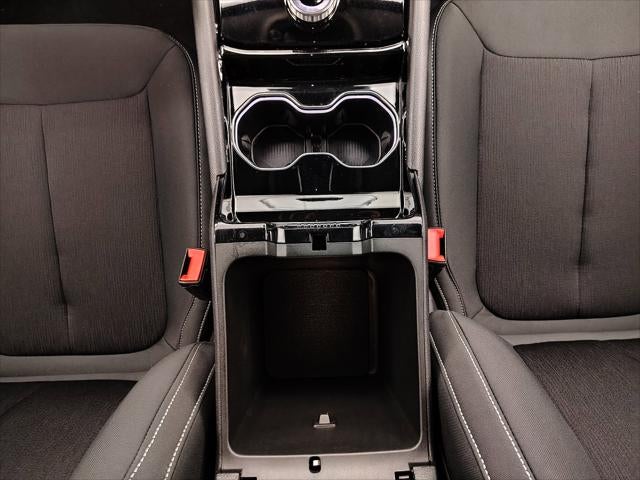 2023 Jeep Grand Cherokee Laredo 4x4