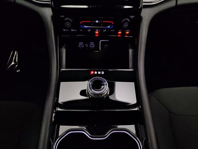 2023 Jeep Grand Cherokee Laredo 4x4