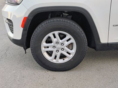 2022 Jeep Grand Cherokee Laredo