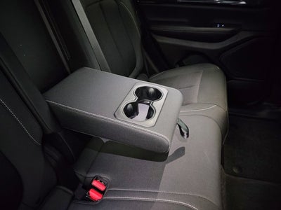 2023 Jeep Grand Cherokee Laredo 4x4