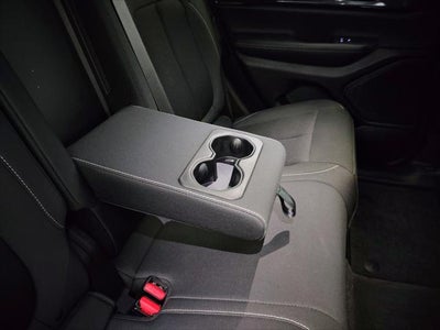2023 Jeep Grand Cherokee Laredo 4x4