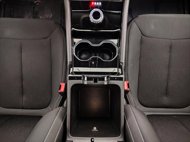 2023 Jeep Grand Cherokee Laredo 4x4