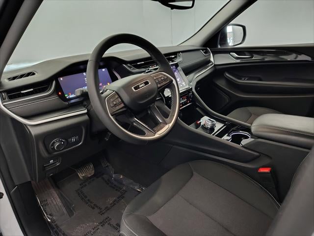 2023 Jeep Grand Cherokee Laredo 4x4