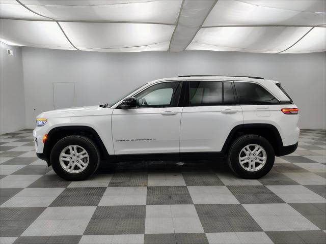 2023 Jeep Grand Cherokee Laredo 4x4