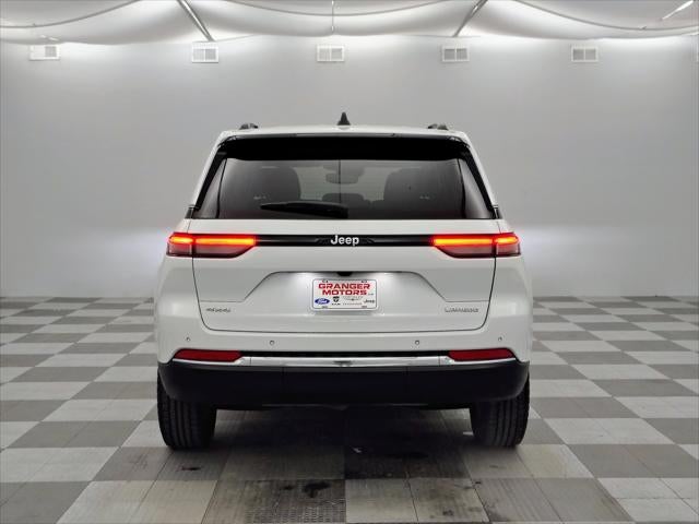 2023 Jeep Grand Cherokee Laredo 4x4